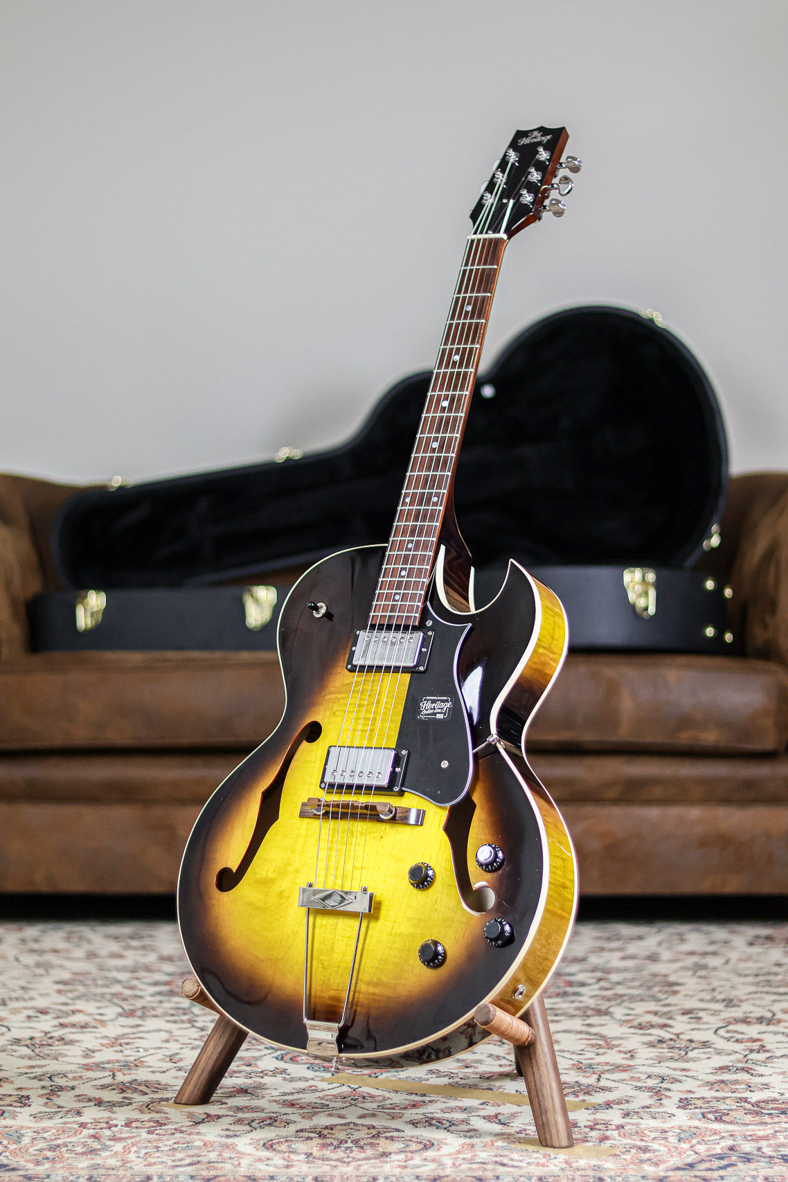 Heritage H-575 Archtop 2025 | Antique Natural – GitaarBarbaar B.V.