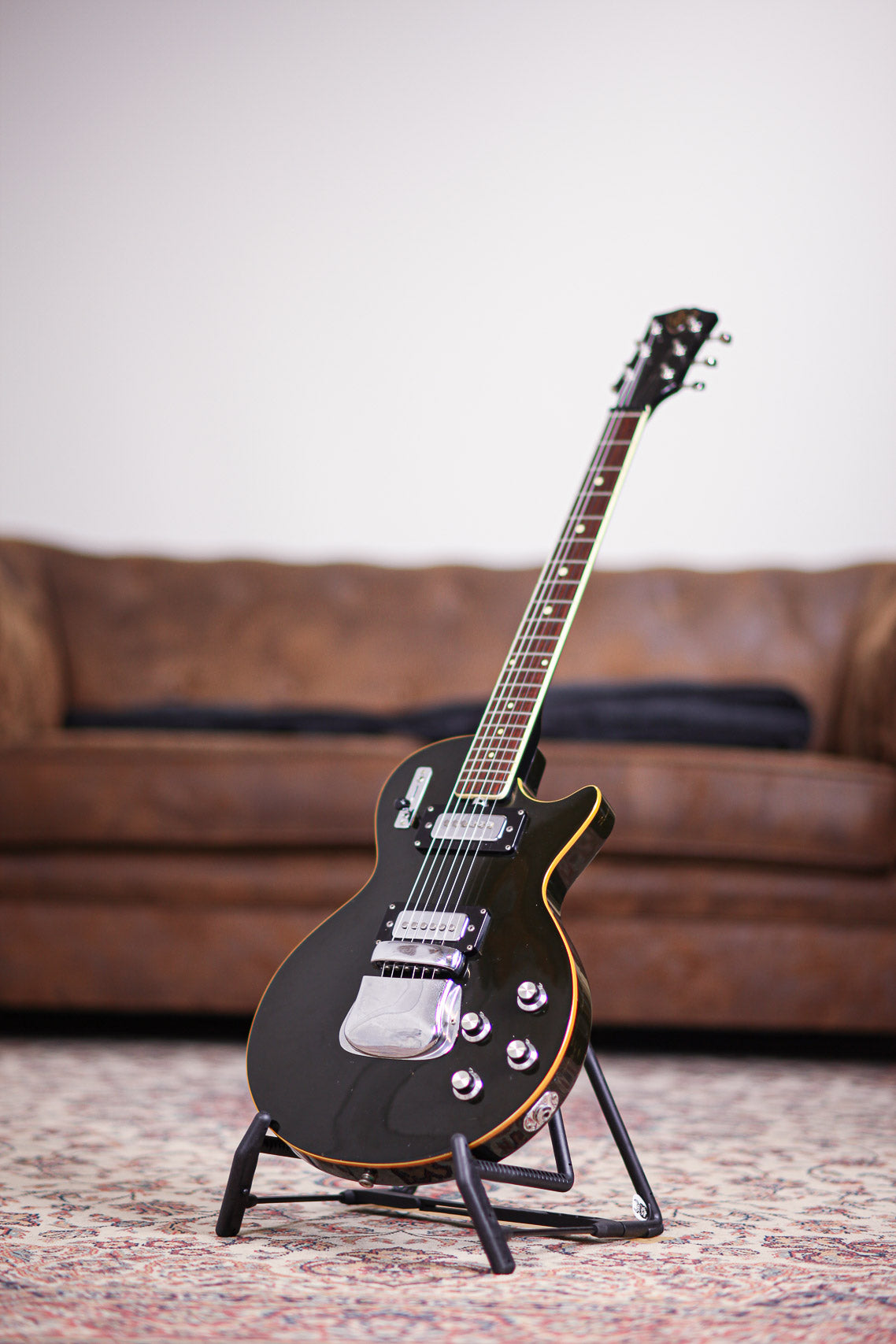 Eko Kiwi 1973 | High Gloss – GitaarBarbaar B.V.