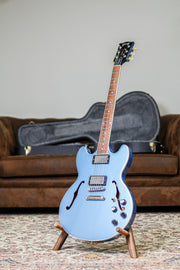 Gibson Midtown Standard 2015 | Pelham Blue