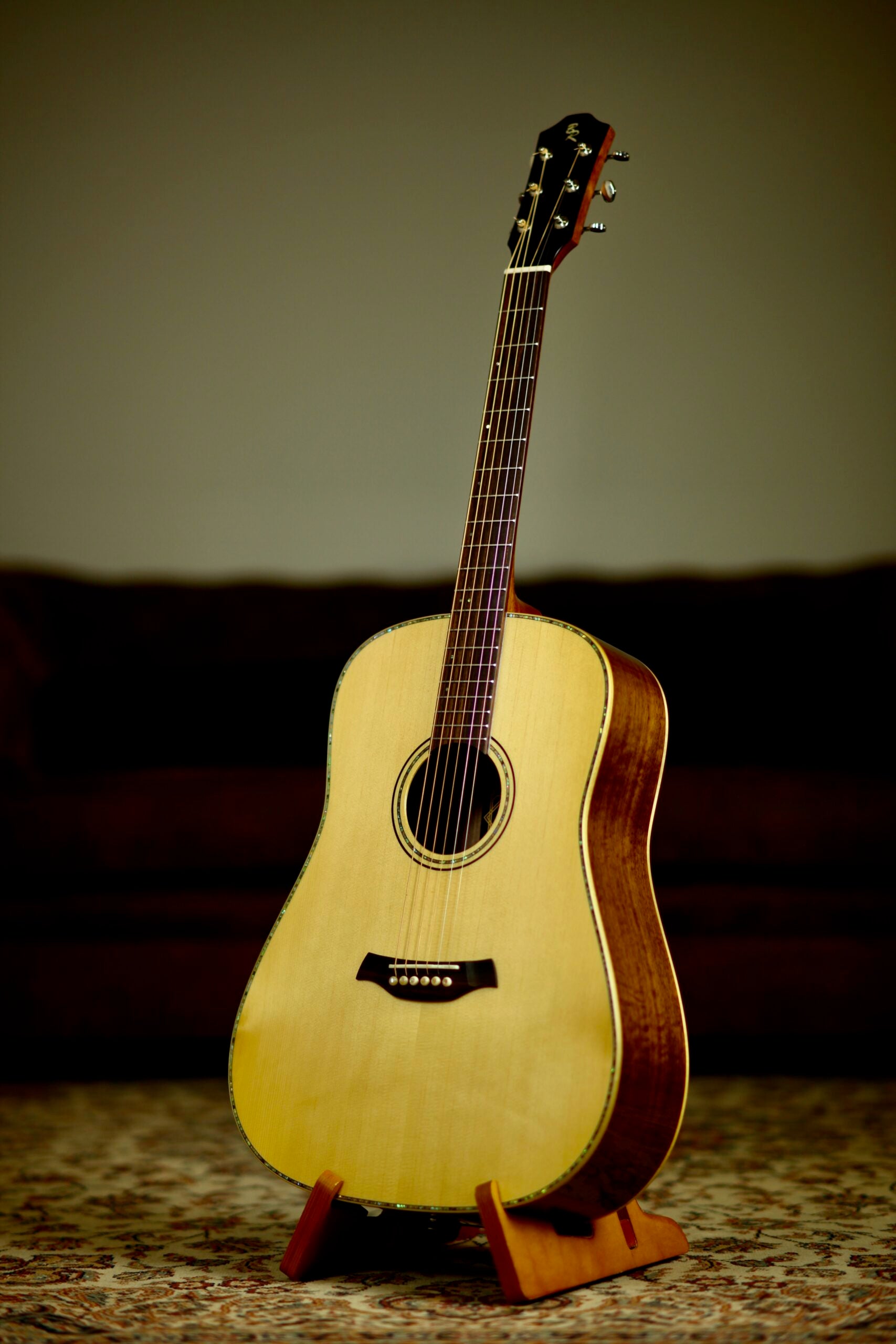 Baton Rouge X75C/SD | Natural High Gloss