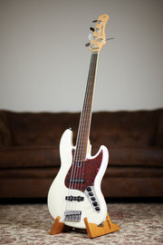 Sire Marcus Miller V7 Active Fretless 2019 | Antique White