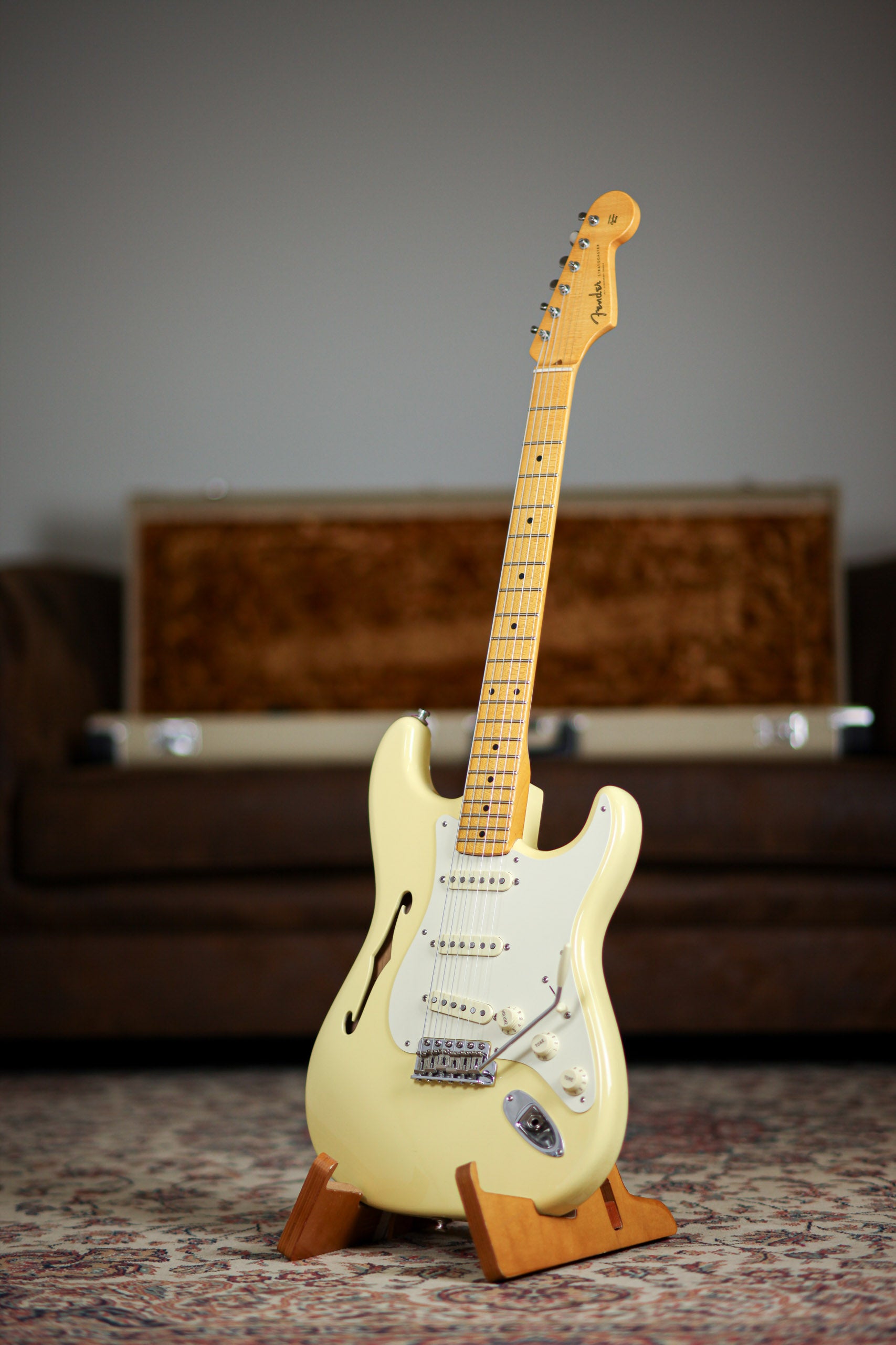 Fender Eric Johnson Thinline Stratocaster MN | Blonde