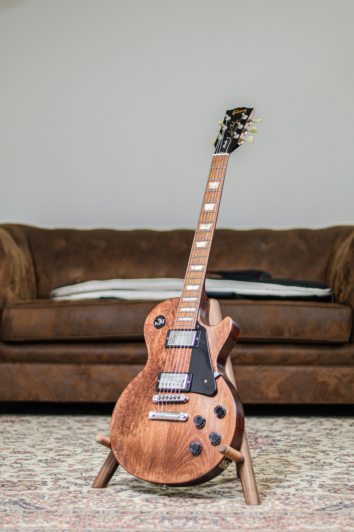 Gibson Les Paul Studio Faded | Satin Walnut