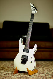 Jackson Pro Signature Mick Thomson Soloist | Arctic White