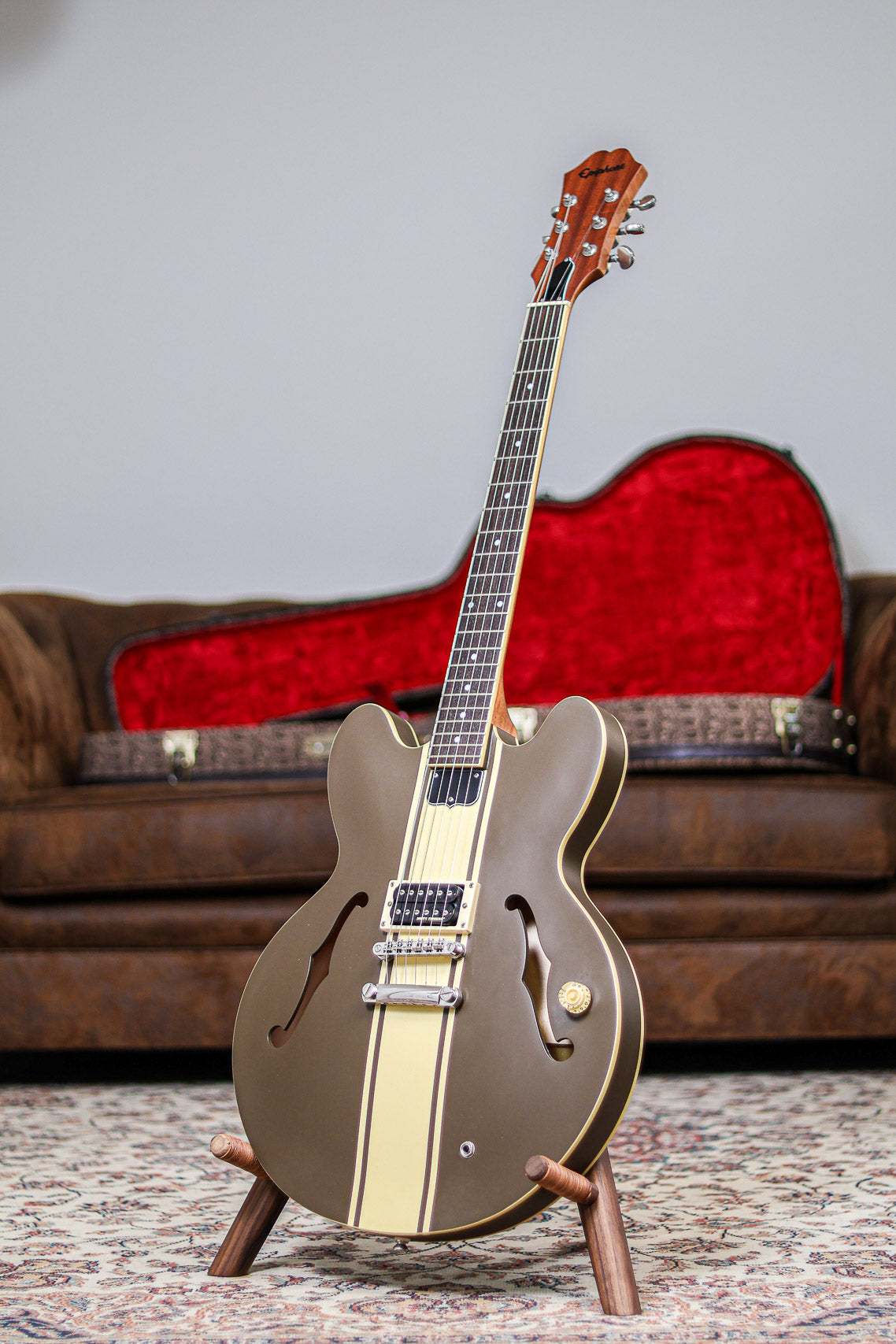 Epiphone Tom DeLonge Signature ES-333 | Brown Cream Stripe
