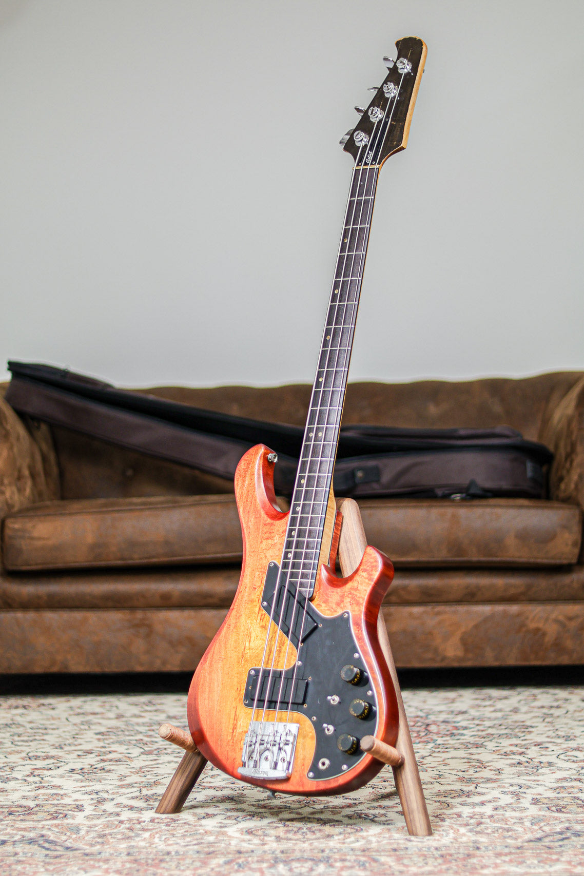 Bass guitars