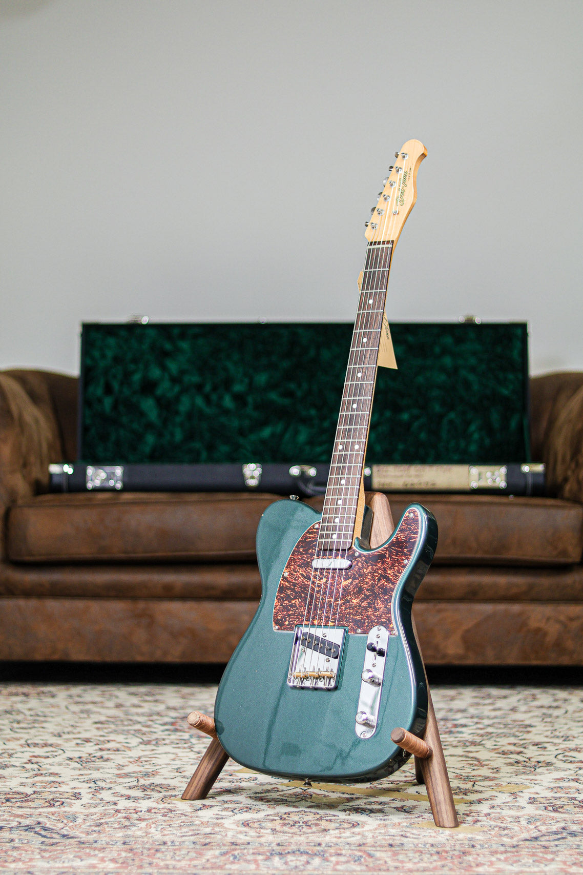 Del-Tone 60's T-style | Sherwood Green