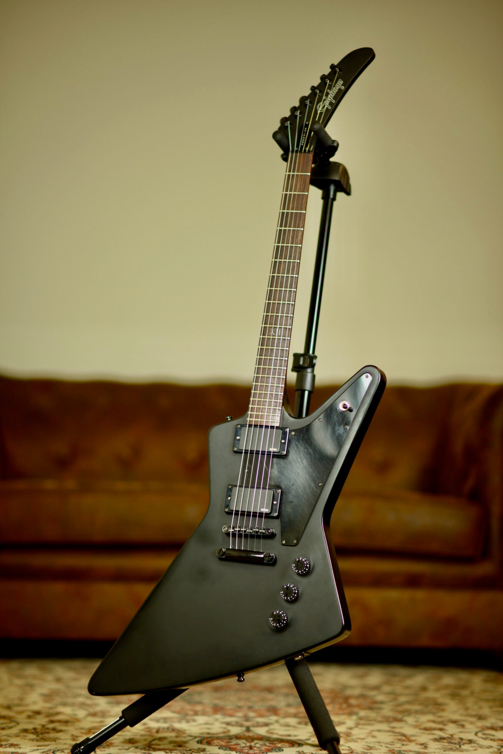 Epiphone Goth '58 Explorer | Pitch Black