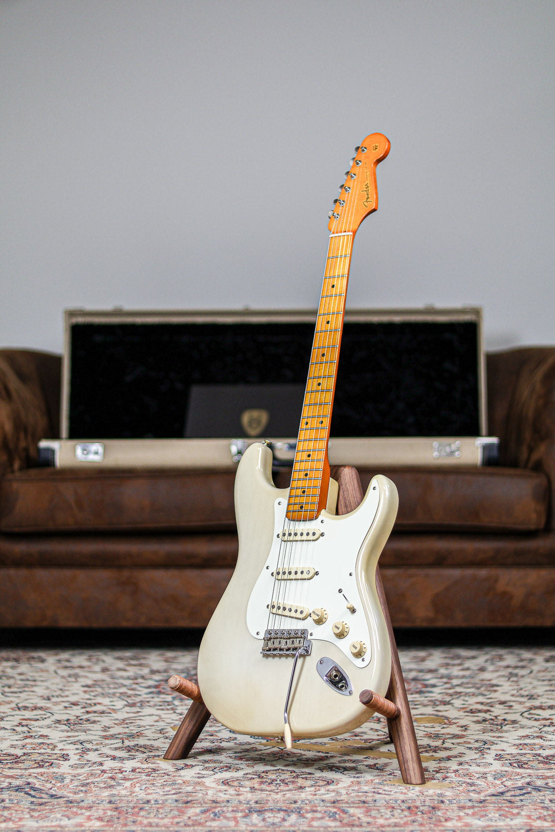 Fender Eric Johnson Stratocaster | Blonde