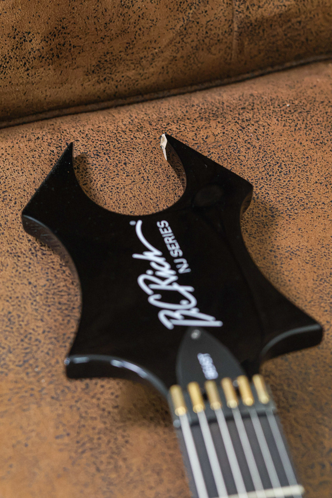 B.C. Rich NJ Series Beast 2000 | Black