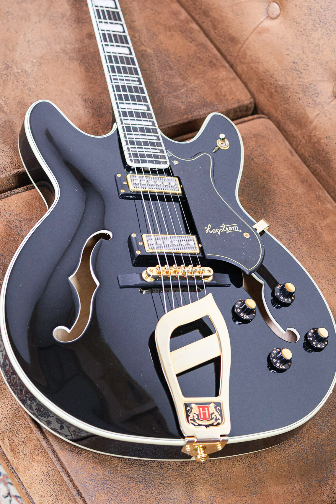 Hagstrom Viking II '67 | Black Gloss