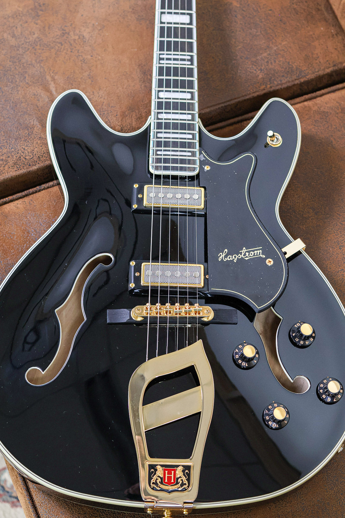 Hagstrom Viking II '67 | Black Gloss