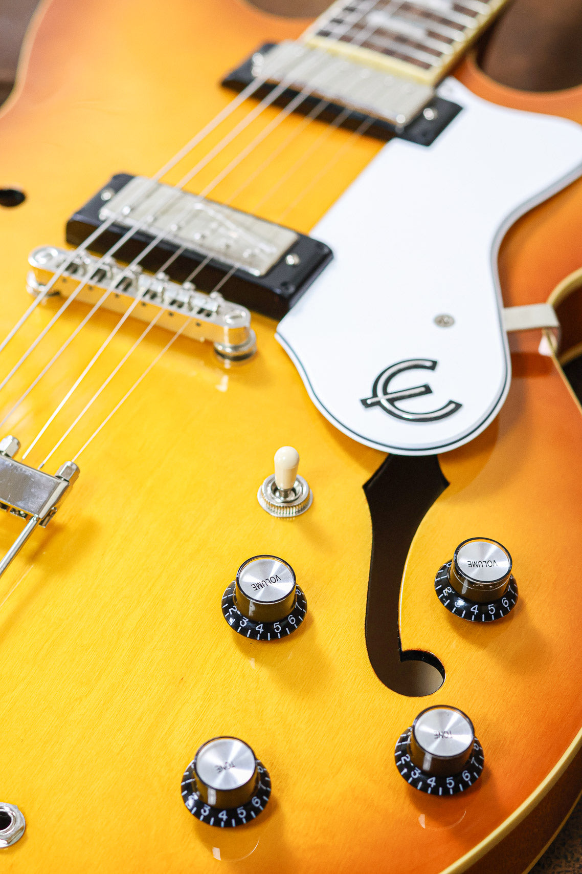 Epiphone Riviera | Royal Tan