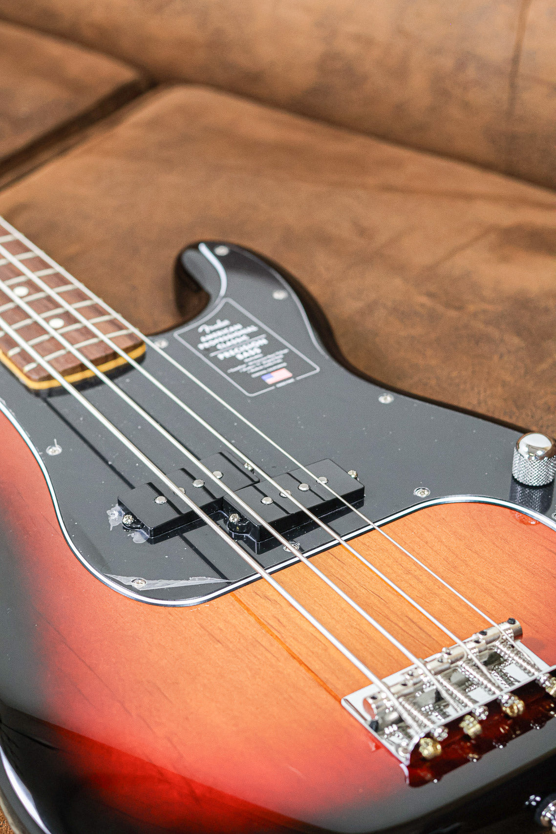 Fender American Professional Classic Precision | Sunburst