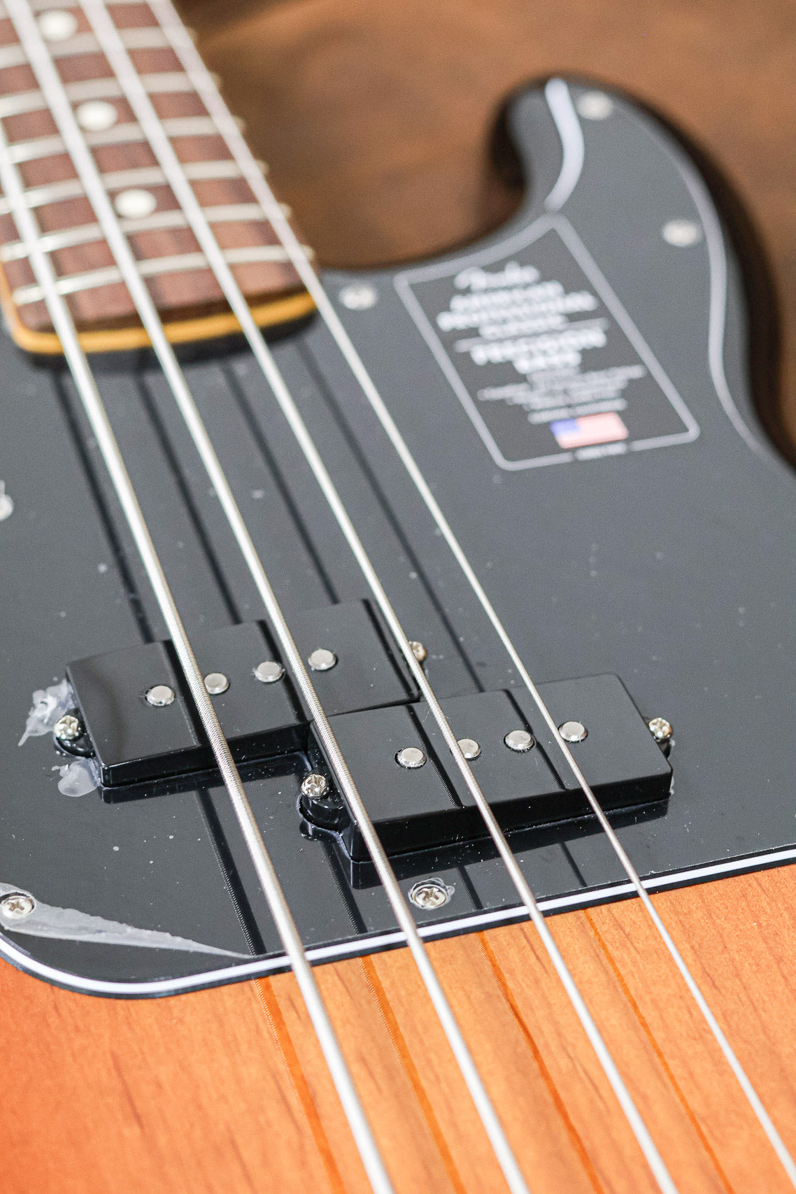 Fender American Professional Classic Precision | Sunburst