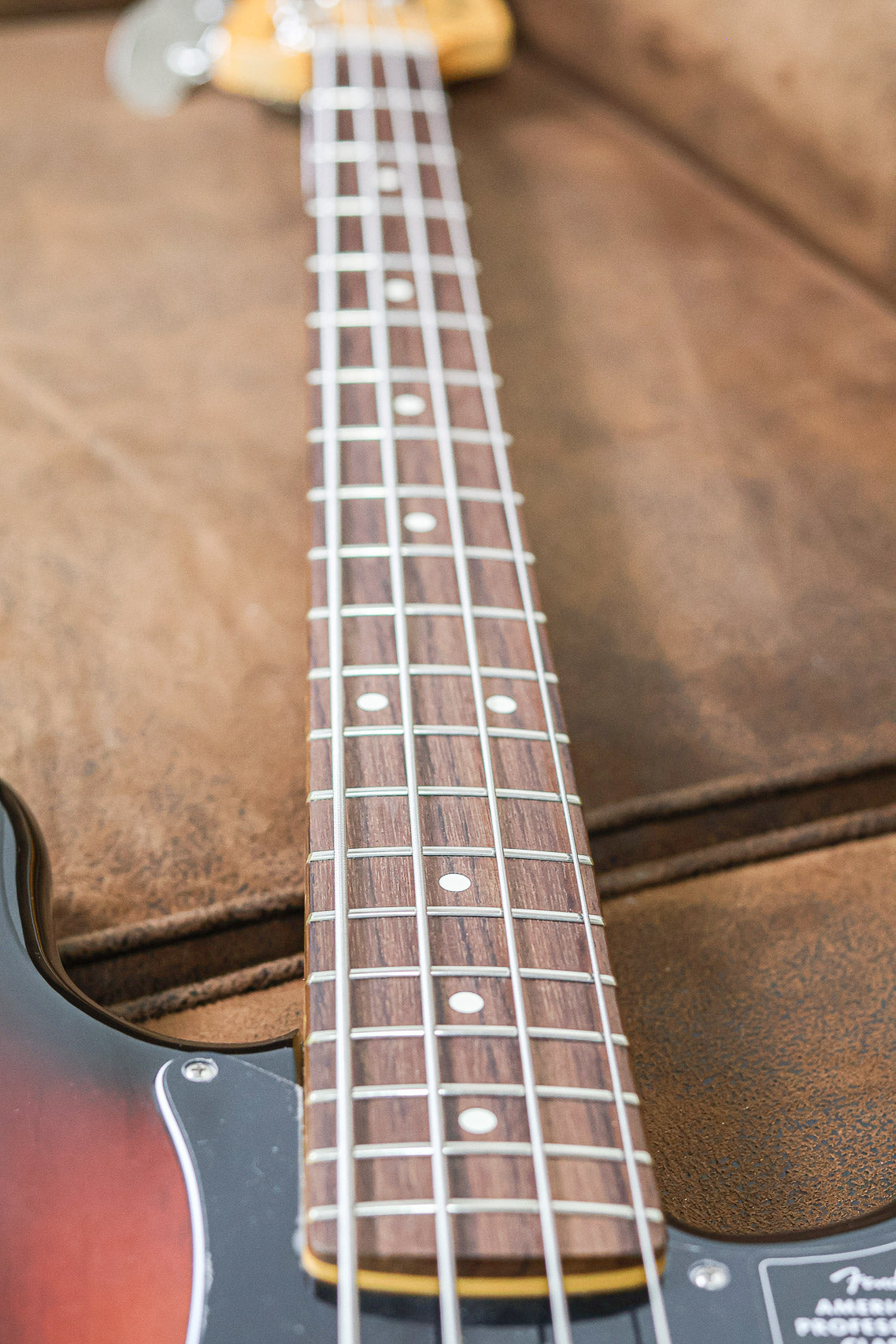 Fender American Professional Classic Precision | Sunburst