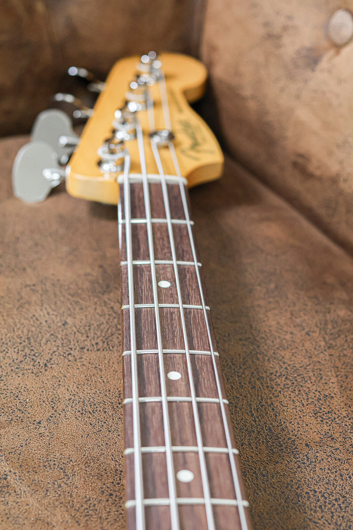 Fender American Professional Classic Precision | Sunburst