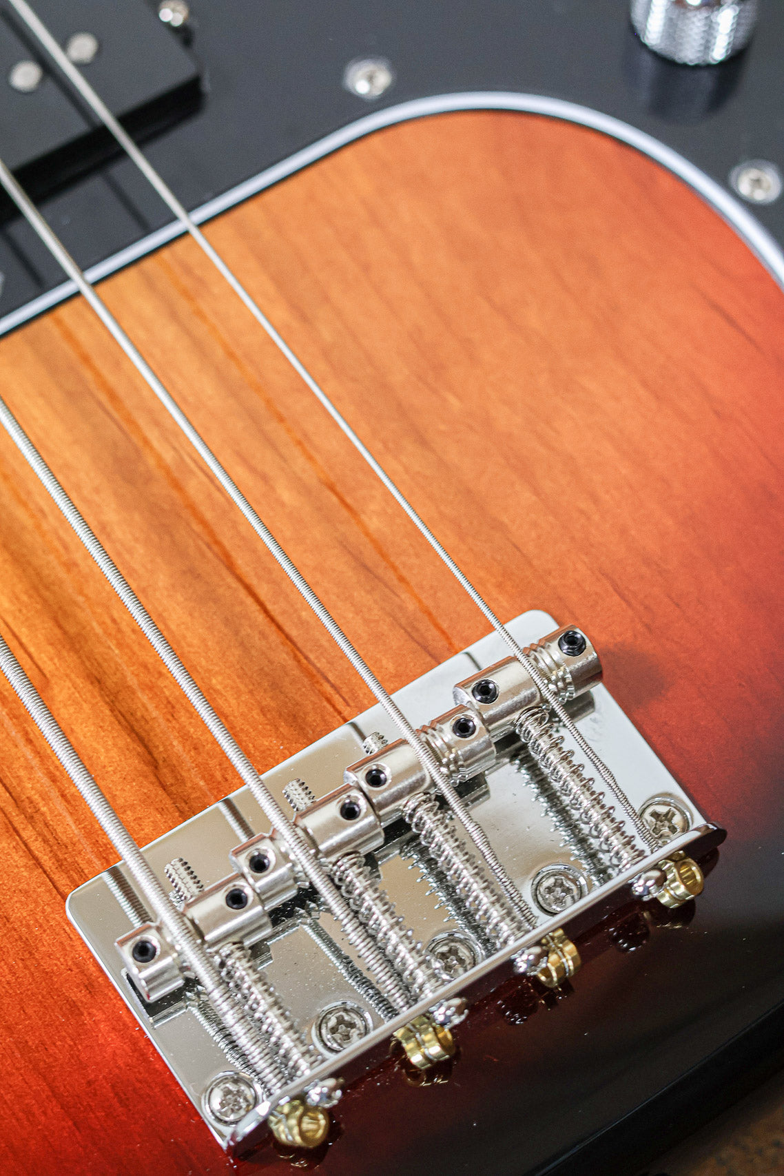 Fender American Professional Classic Precision | Sunburst
