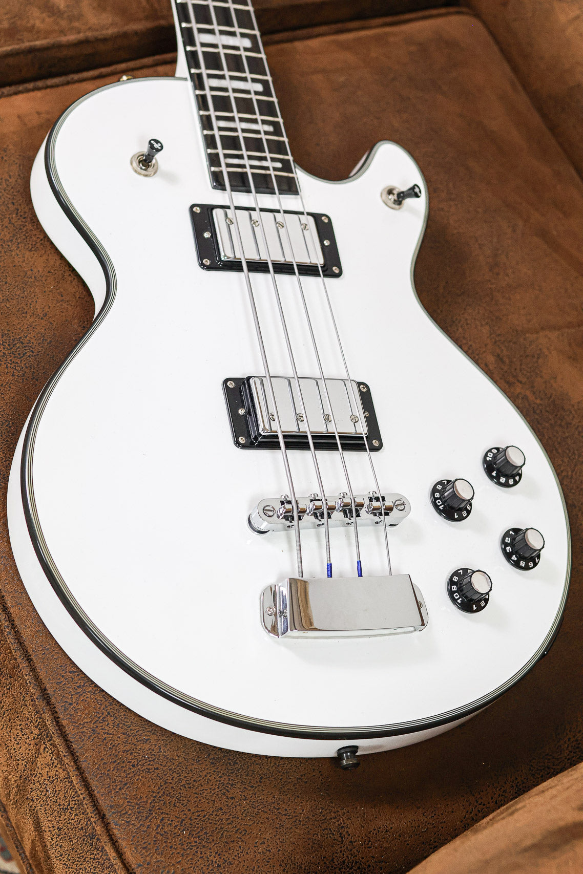 Hagstrom Swede Bass | White