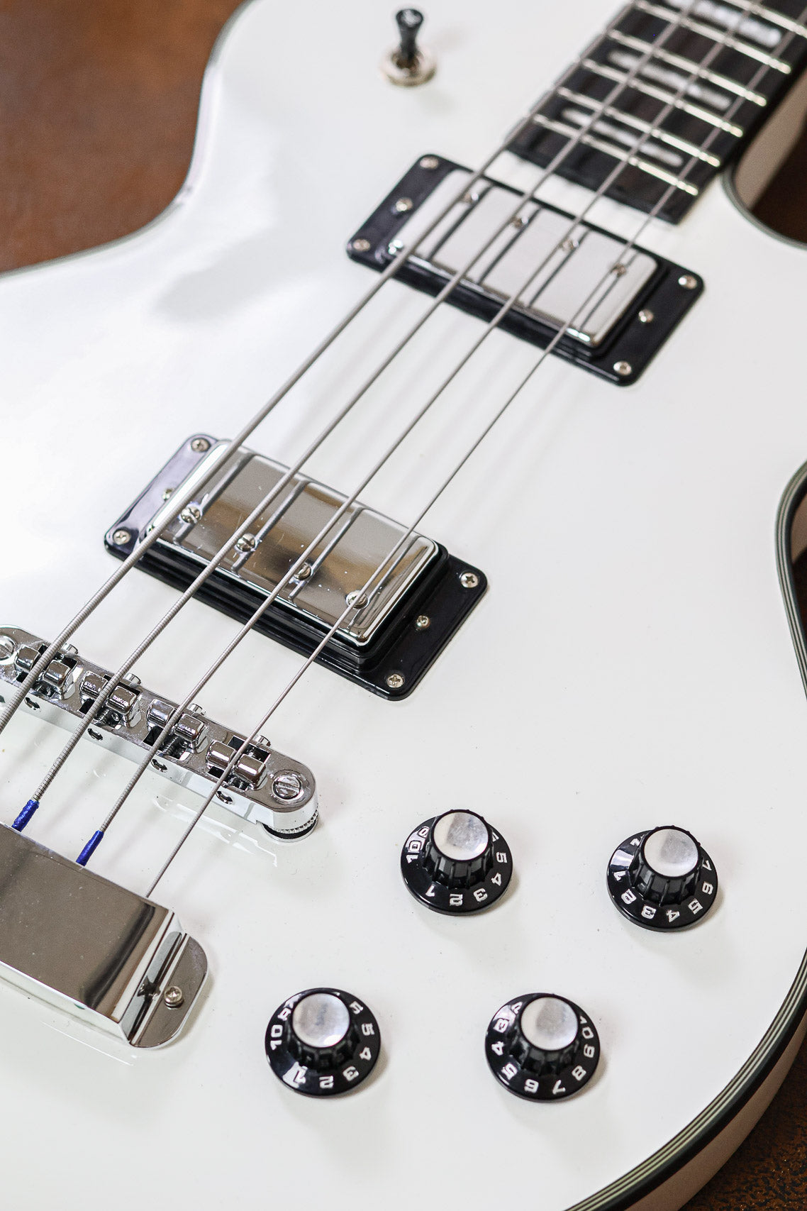 Hagstrom Swede Bass | White