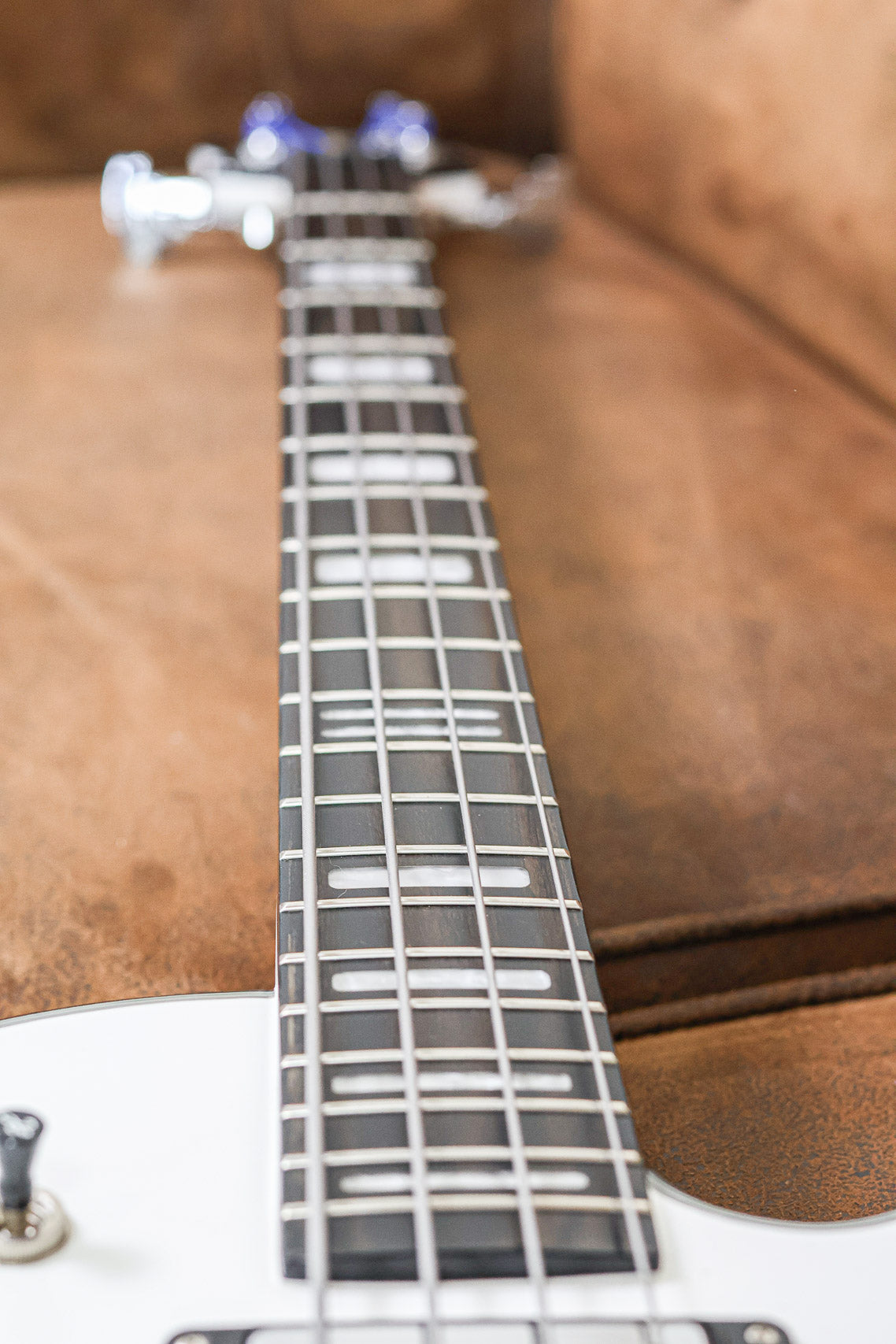 Hagstrom Swede Bass | White