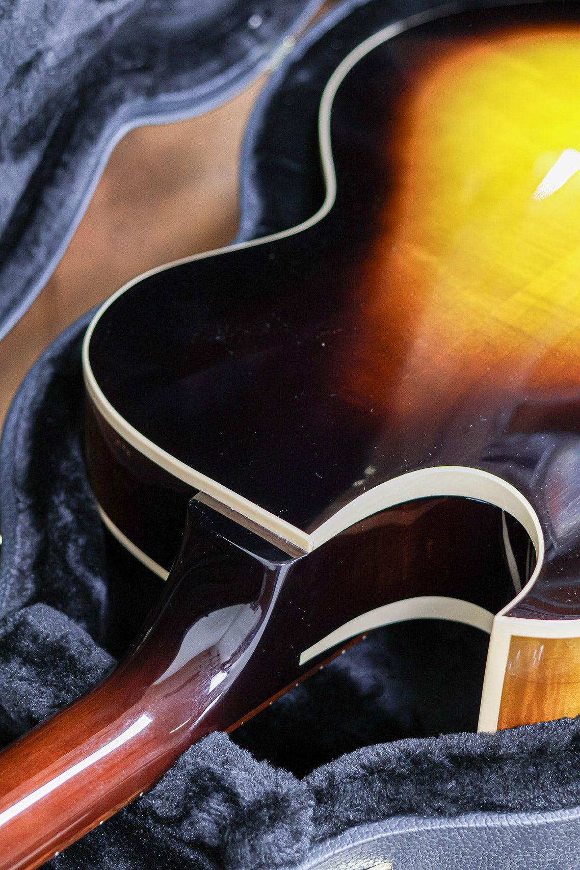 Heritage H-575 Archtop 2025 | Antique Natural