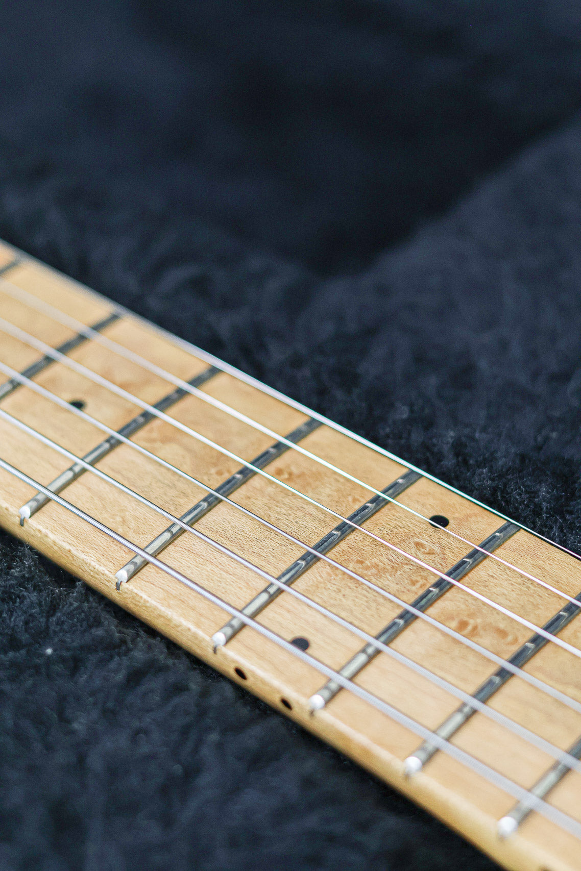 Ernie Ball Music Man Silhouette Special | Vintage Cream
