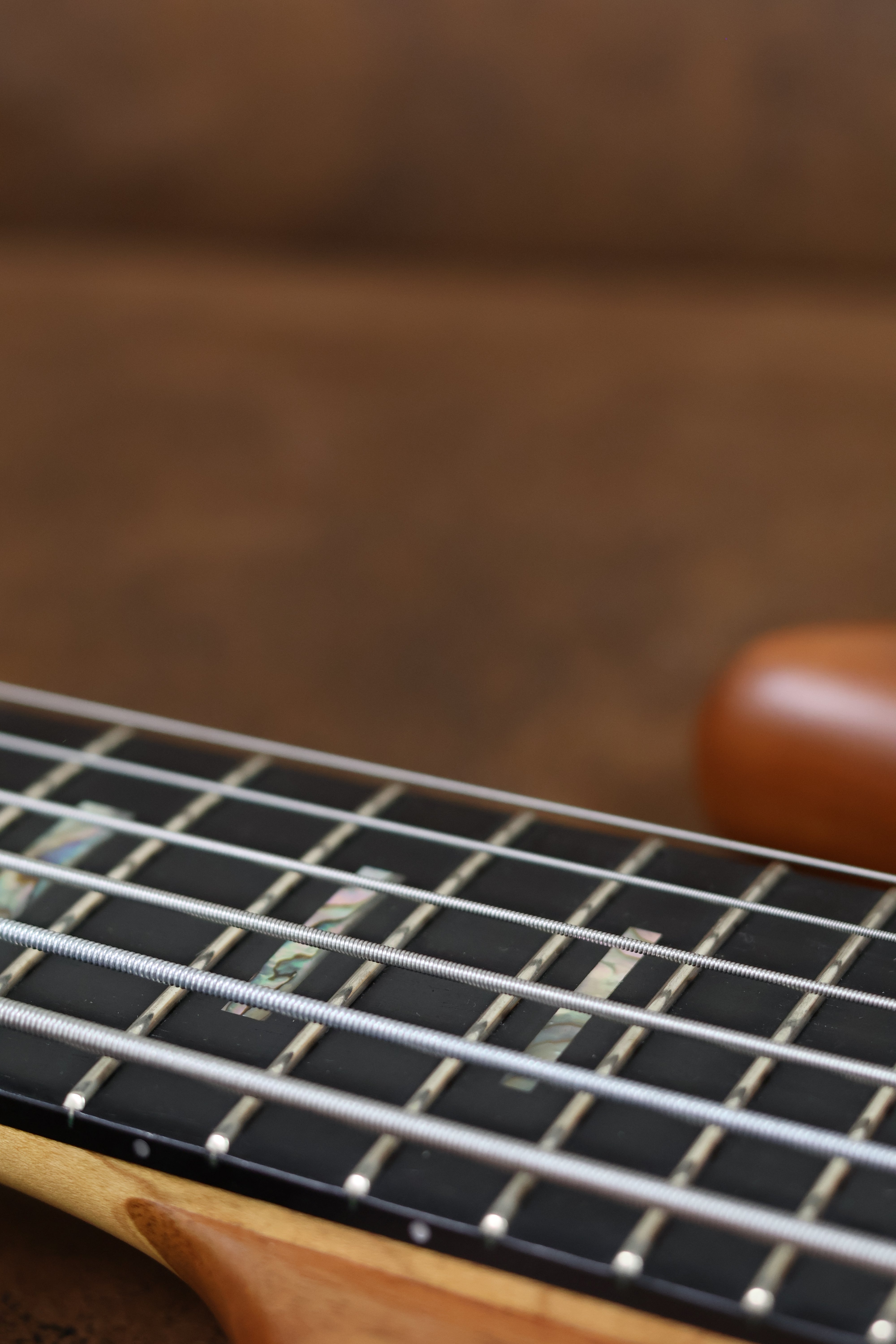 Carvin LB76 Neck Through | Natural