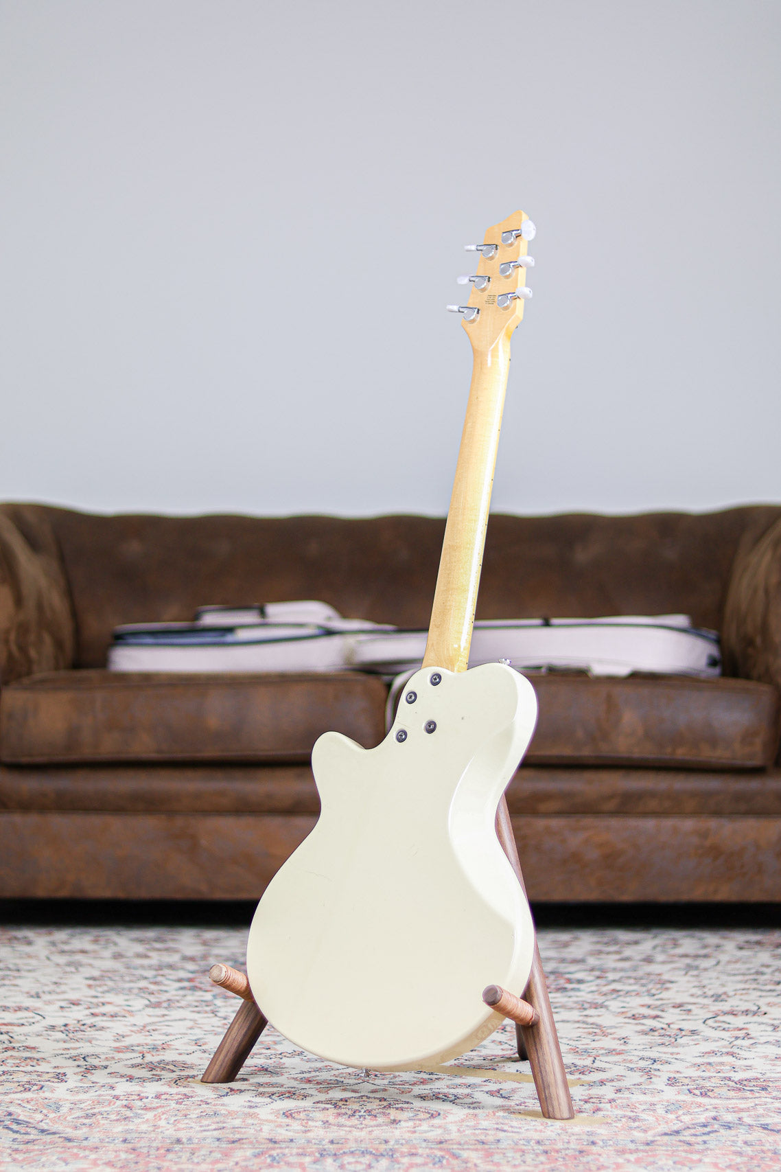 Godin Radiator 2000 | White Pearloid