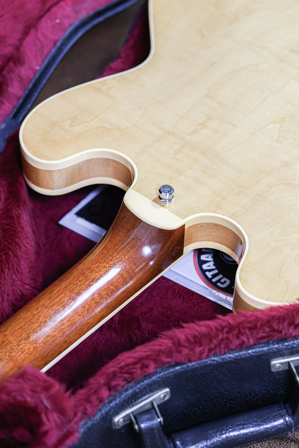 The Heritage H-535 Semi Hollow 1993 | Natural
