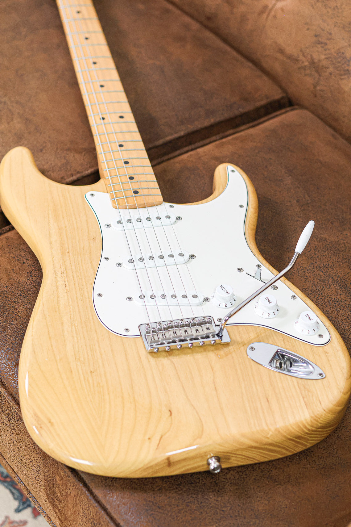 Fender  Classic Series '70s Stratocaster | Natural