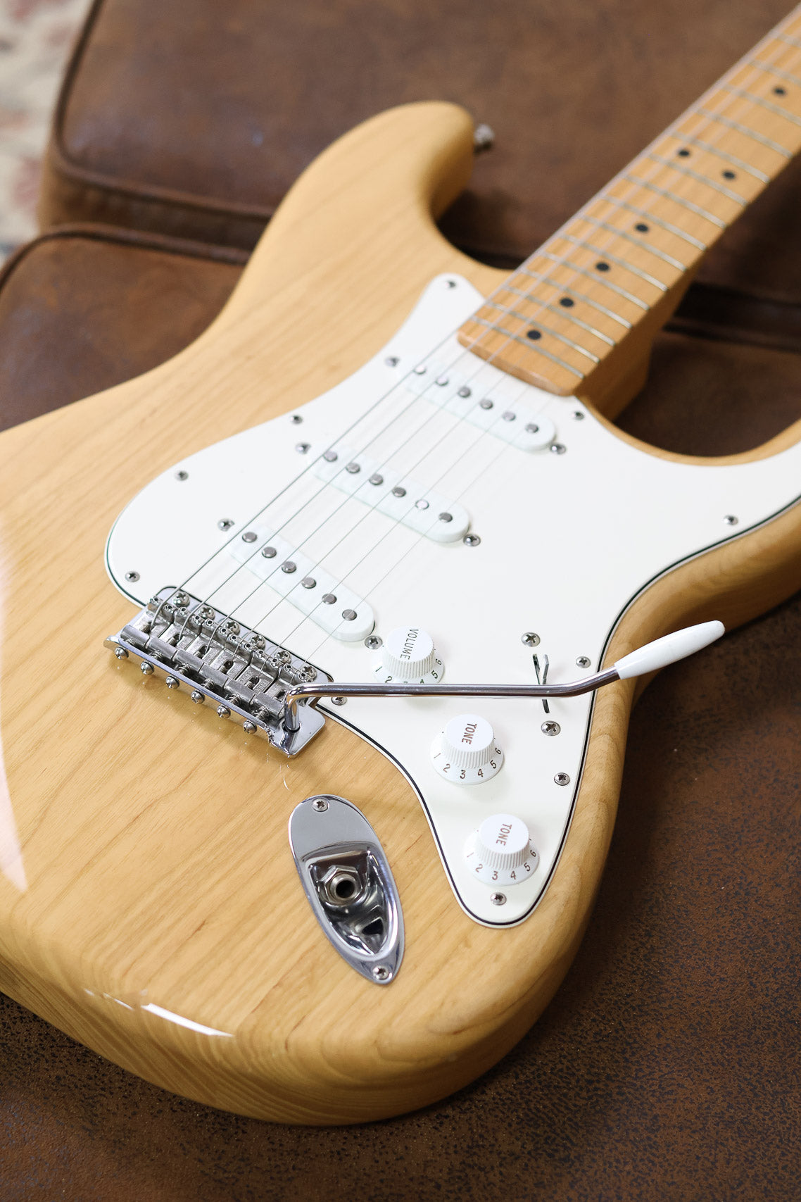 Fender  Classic Series '70s Stratocaster | Natural
