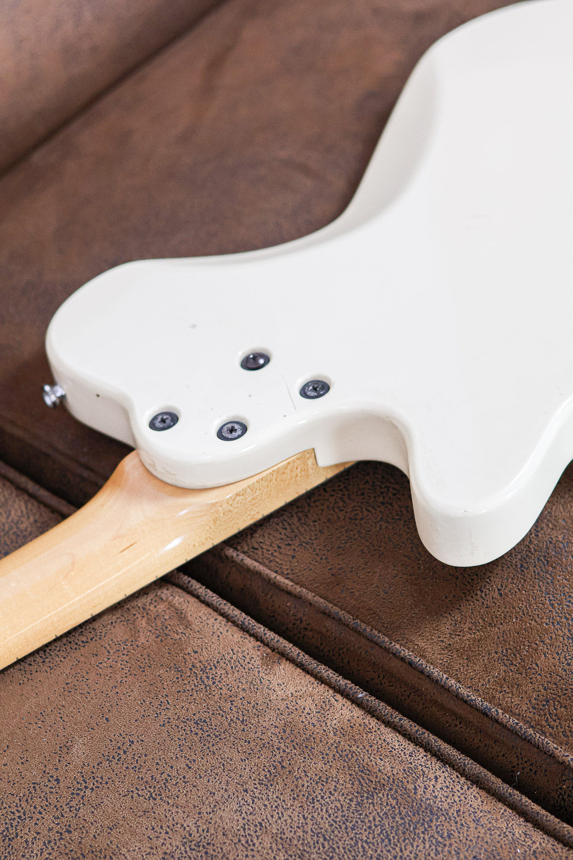 Godin Radiator 2000 | White Pearloid
