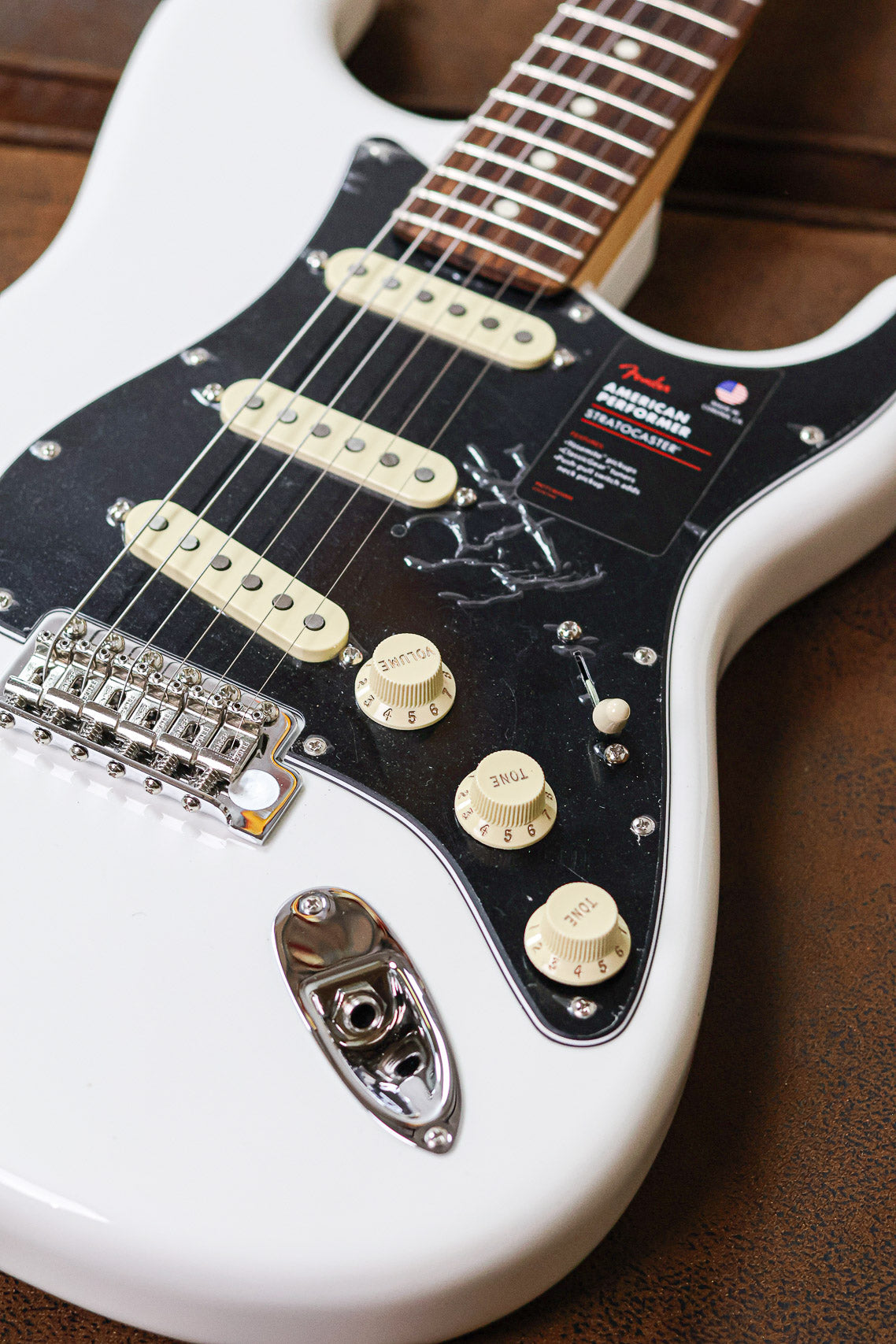 Fender American Player Performer Stratocaster | Arctic White