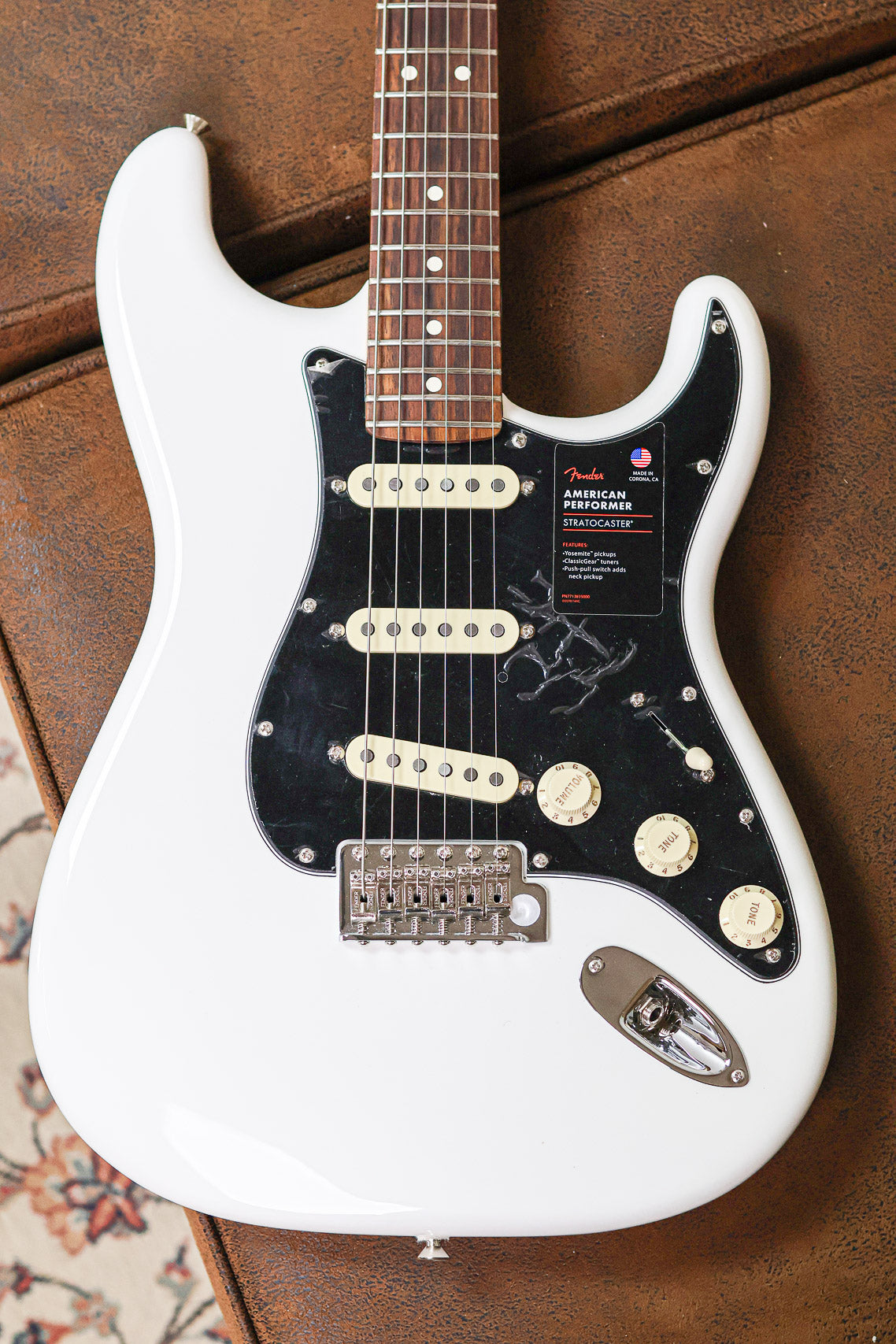 Fender American Player Performer Stratocaster | Arctic White
