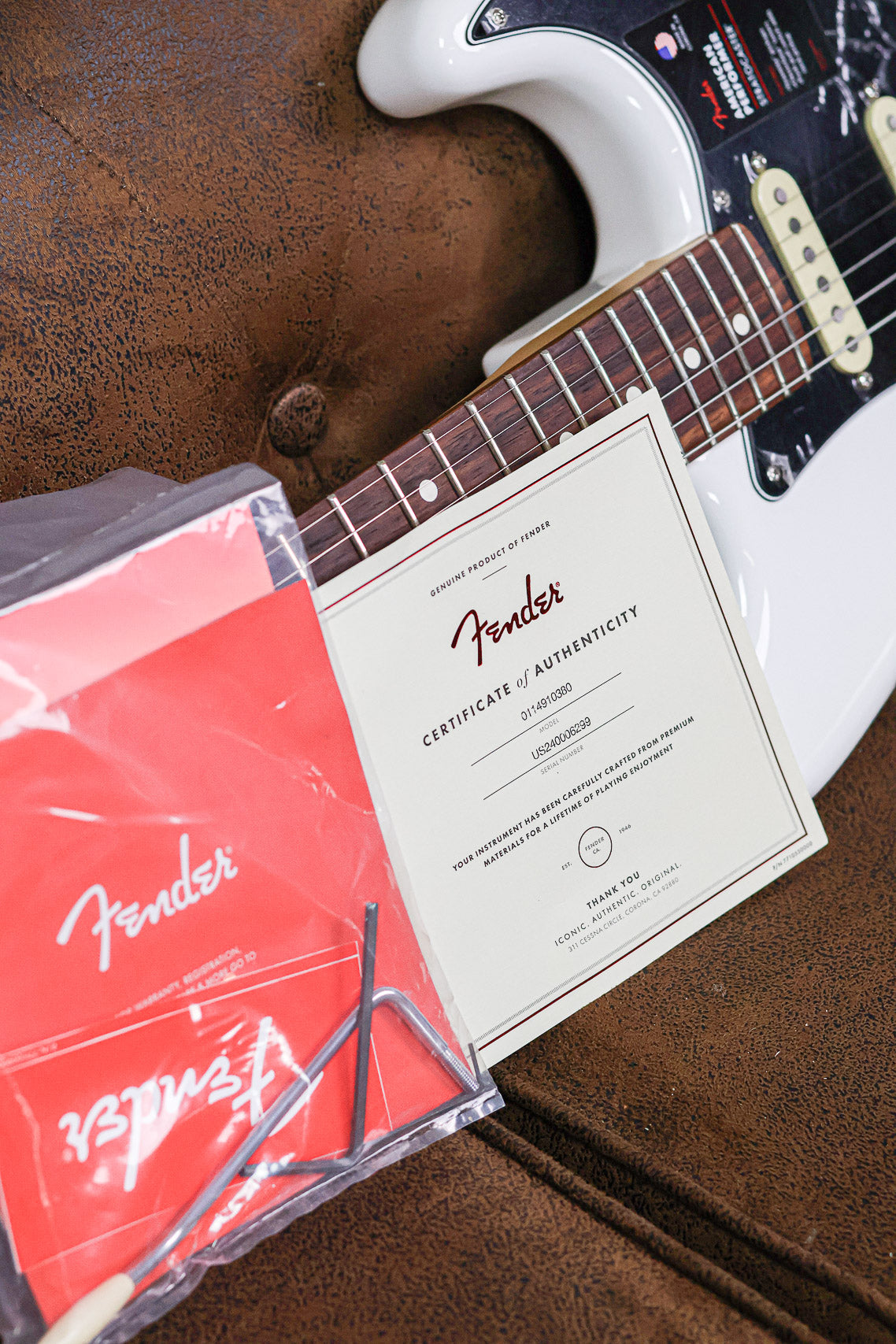 Fender American Player Performer Stratocaster | Arctic White