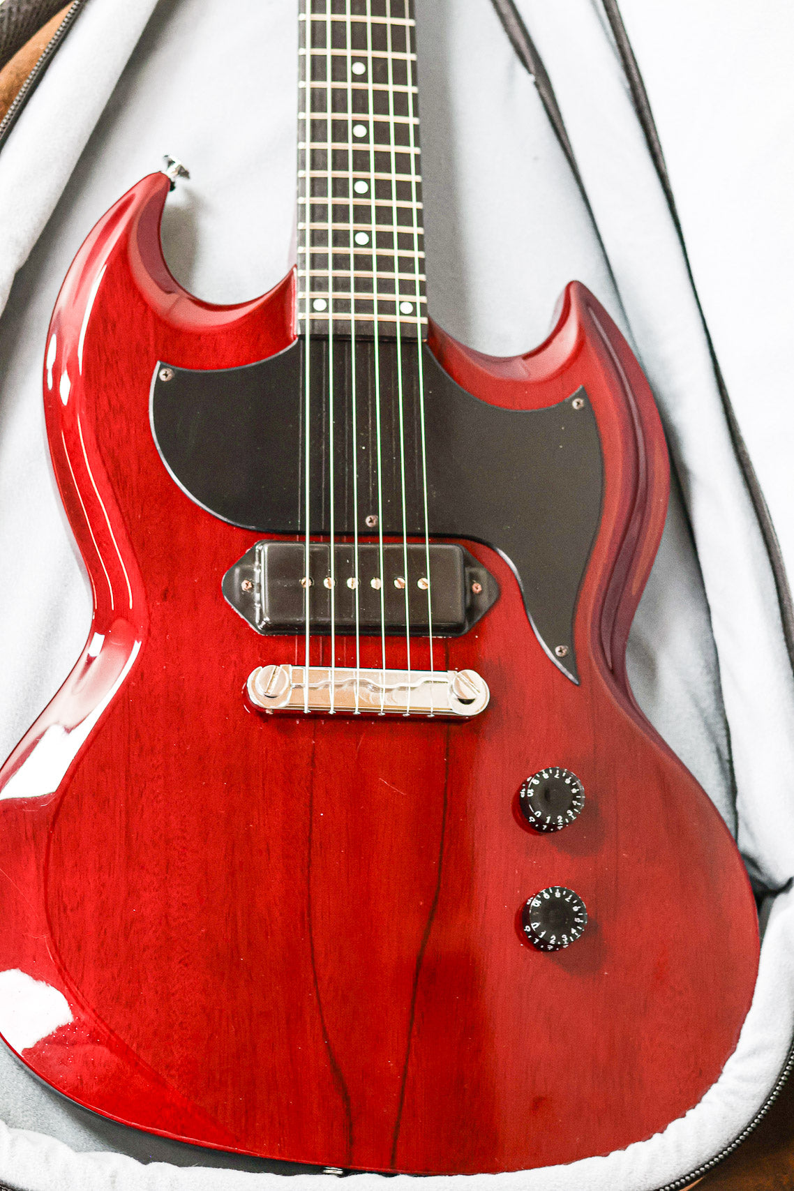 Patrick Eggle Iommi SG Junior | Cherry