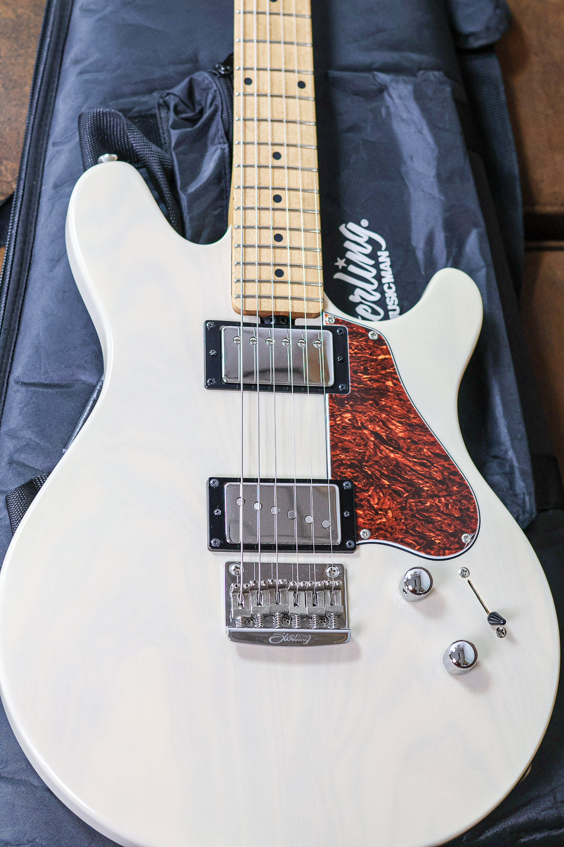 Sterling by Music Man JV60 | Trans Buttermilk