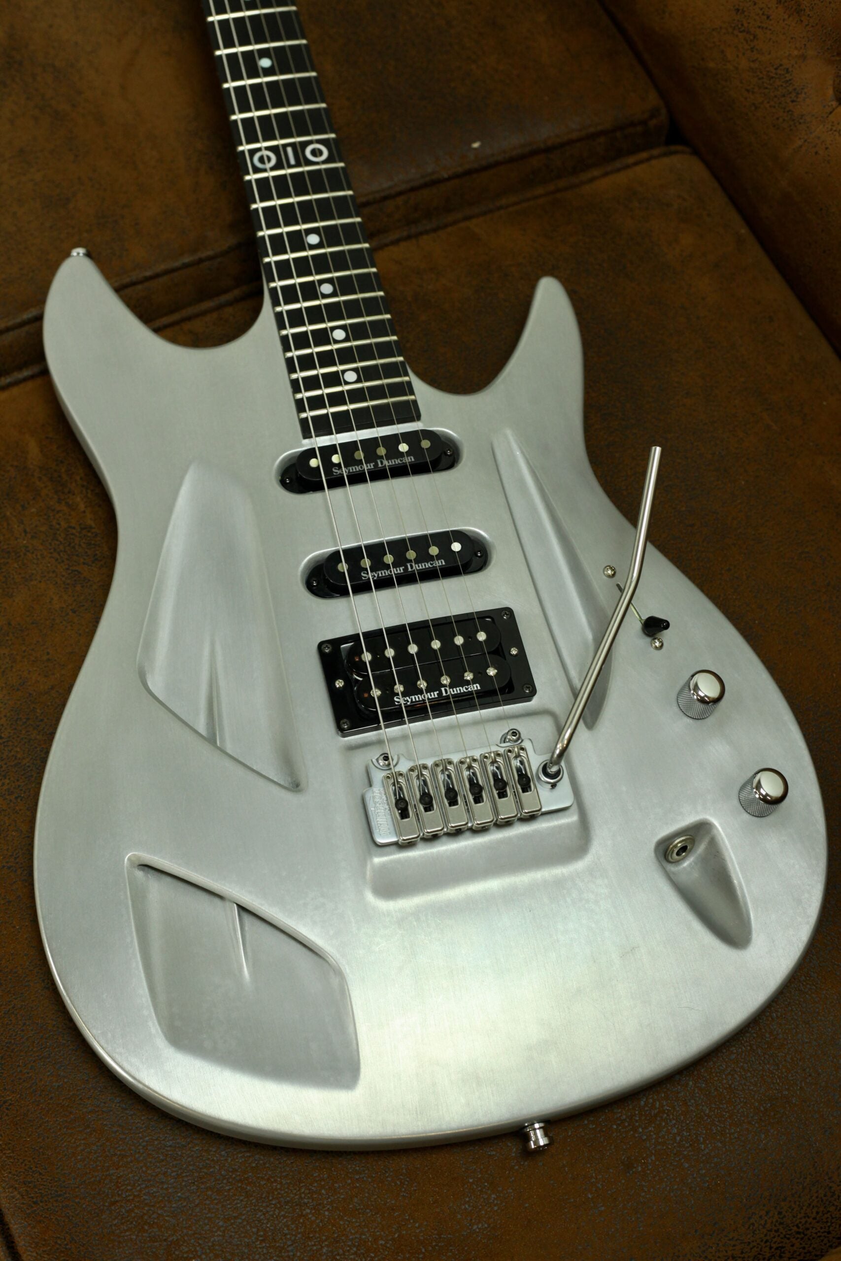 Aristides 010 Signature | Aluminum