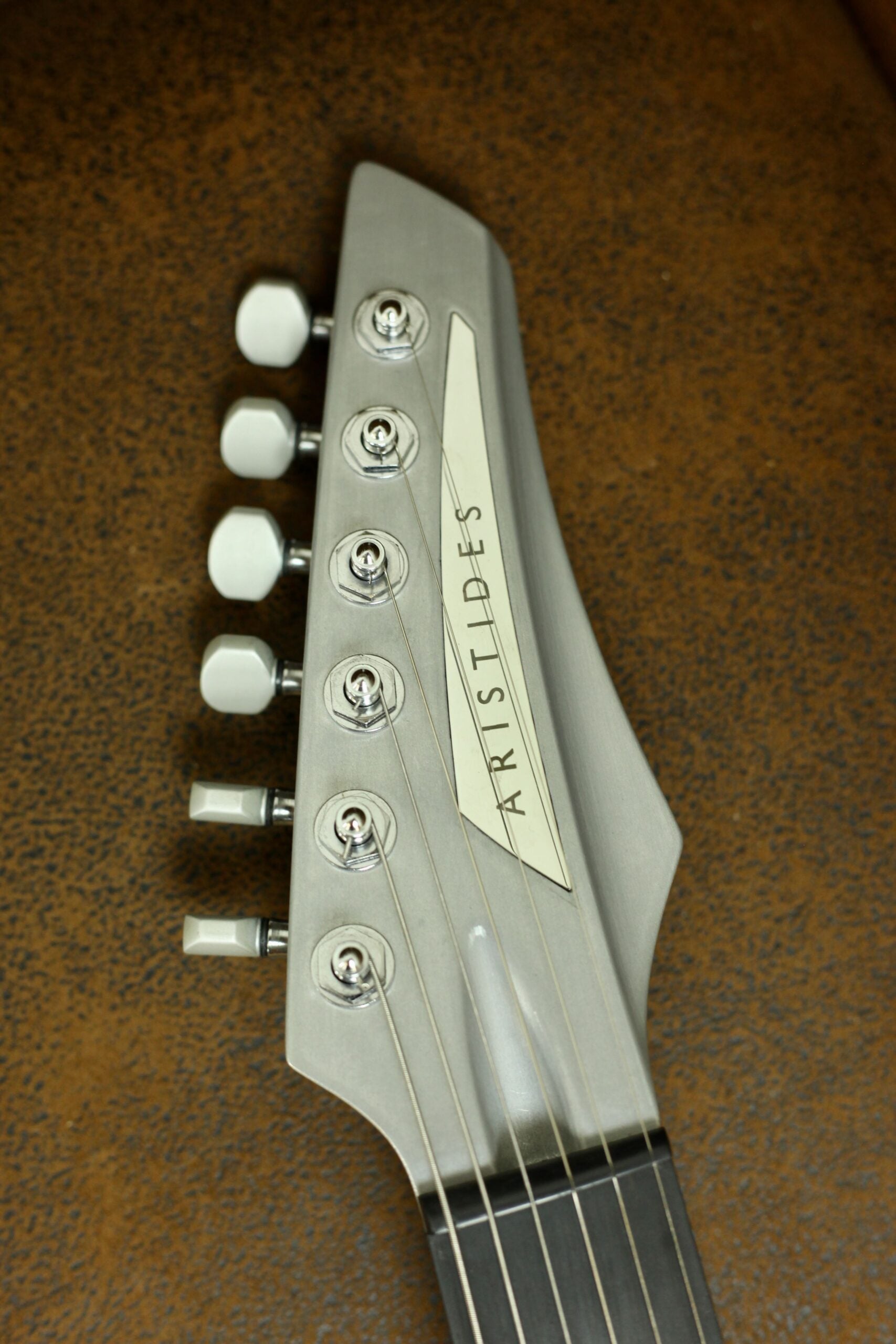 Aristides 010 Signature | Aluminum