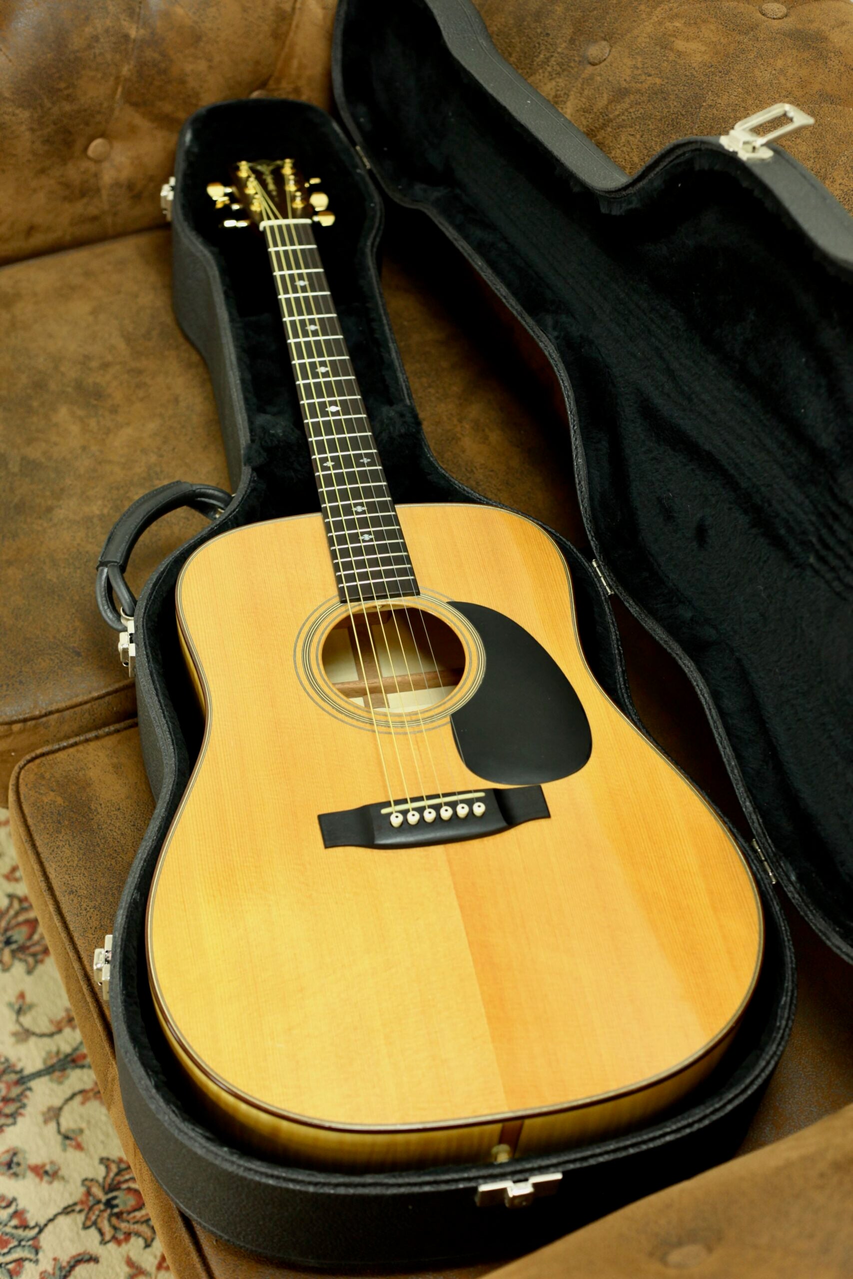 Asturias 'handcrafted' D. Current Maple-K | Natural