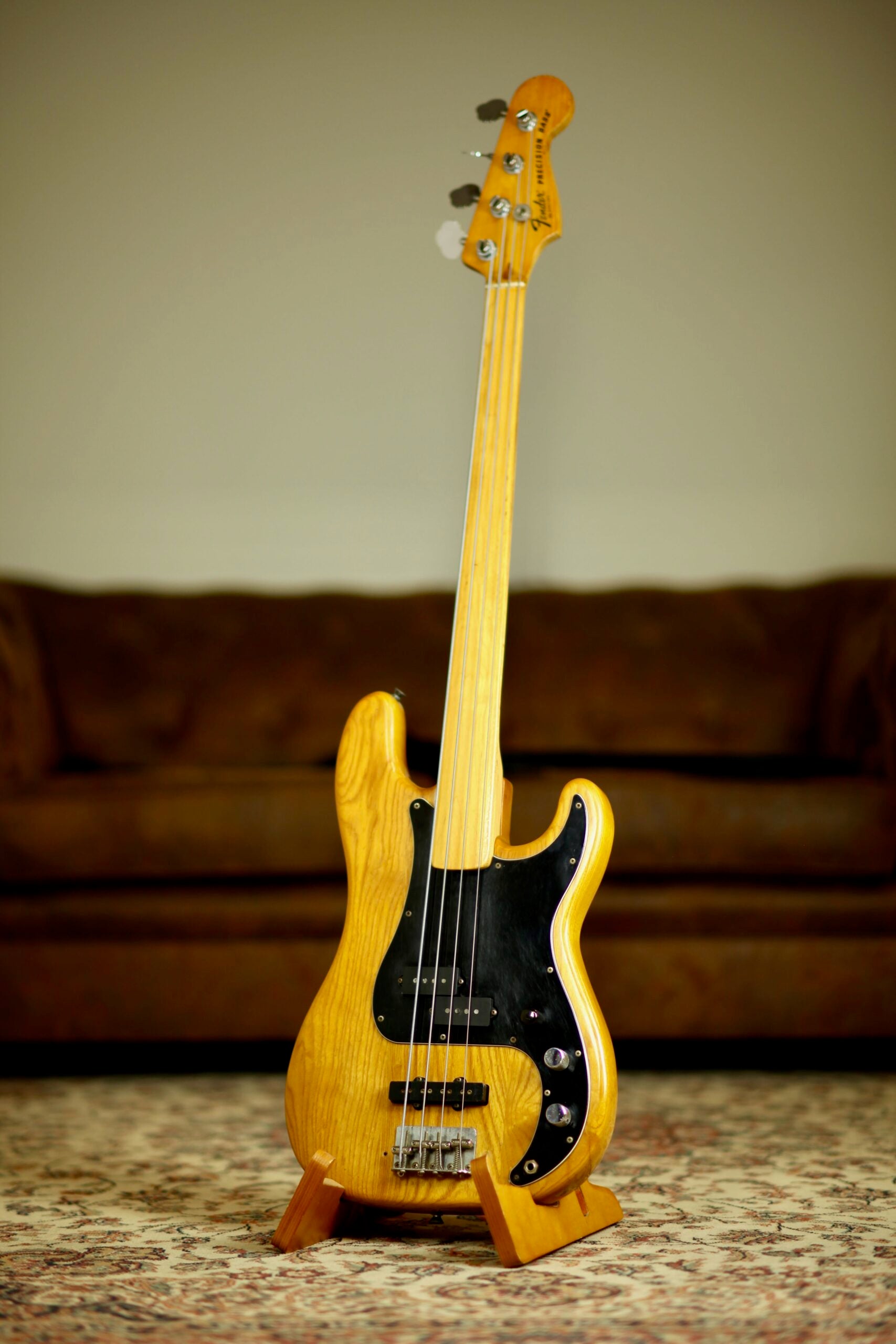 Fender Precision Bass Fretless 1979 | Natural