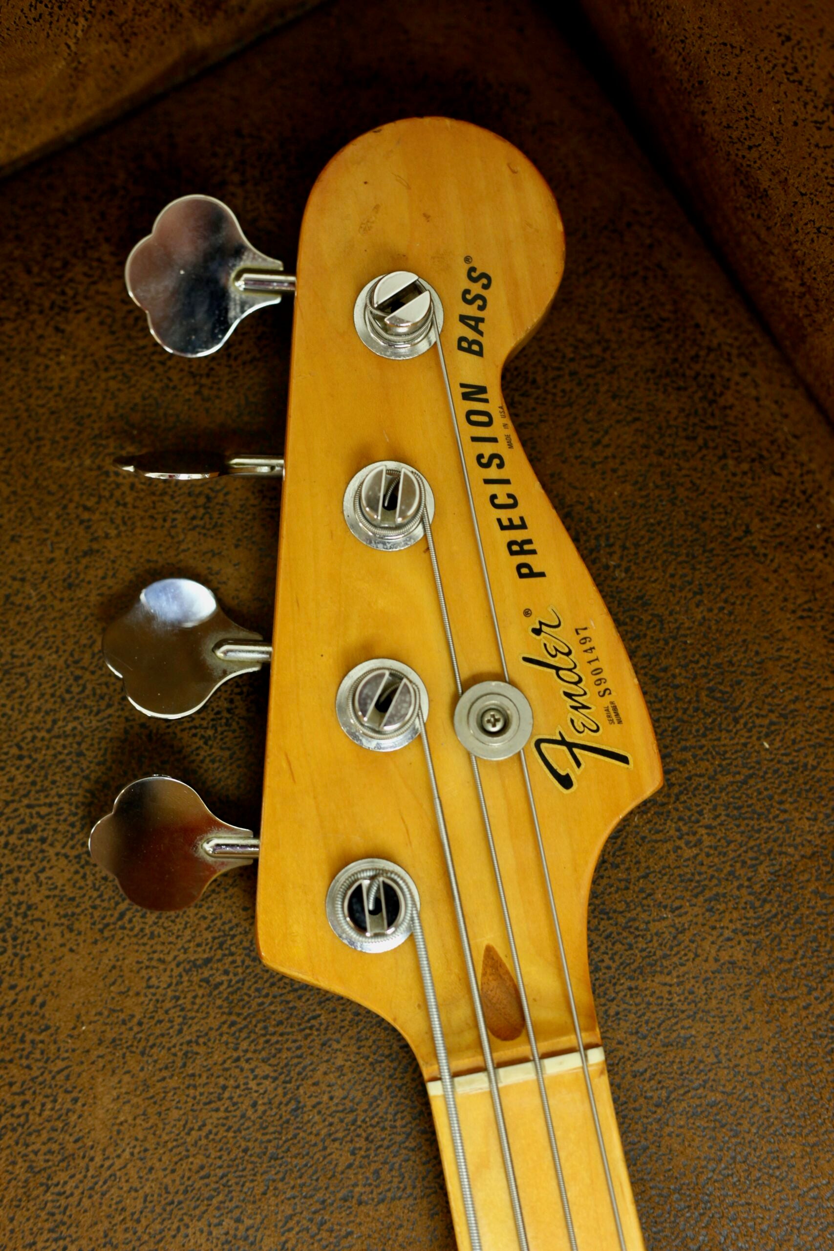 Fender Precision Bass Fretless 1979 | Natural