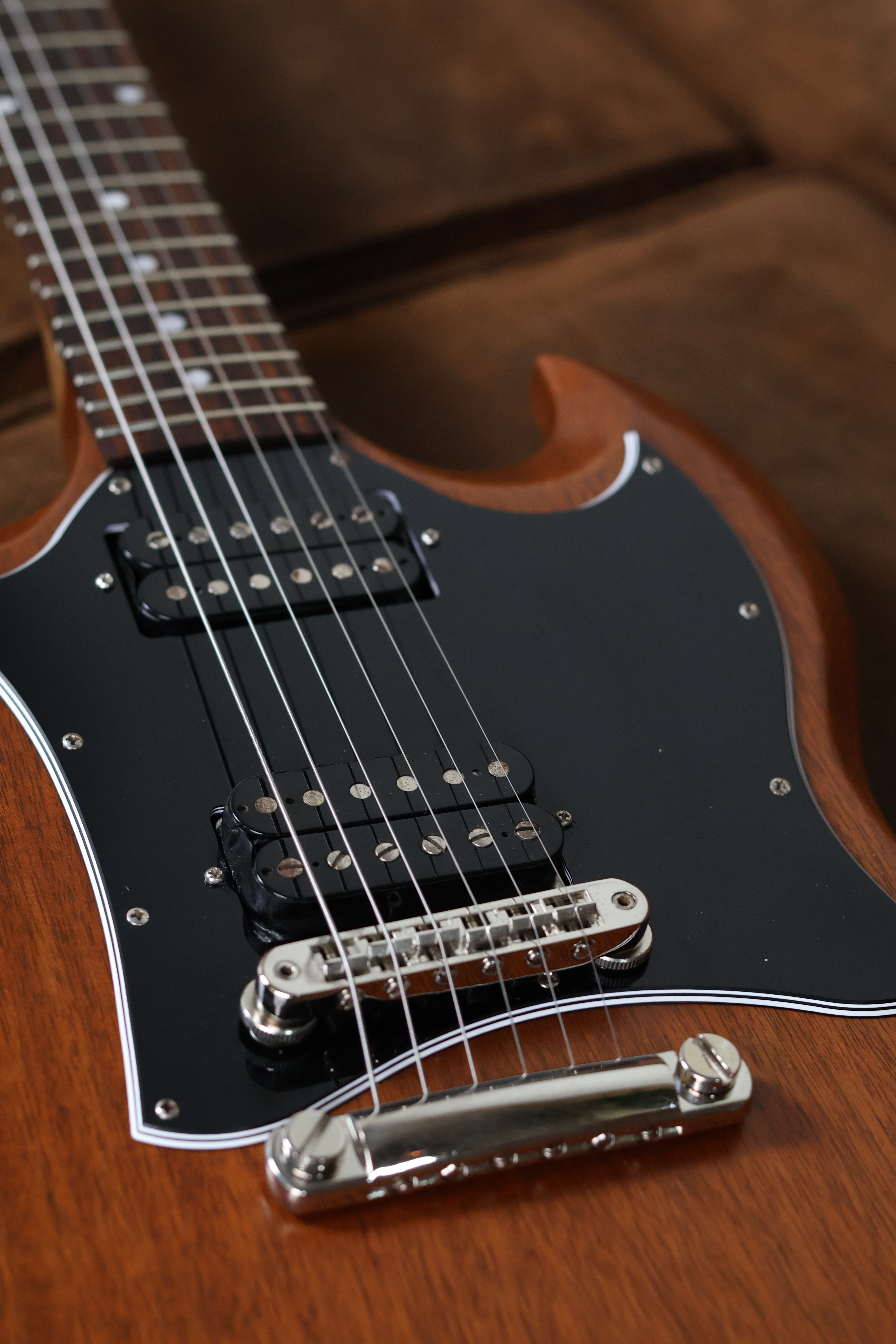 Gibson SG Tribute 2022 | Walnut