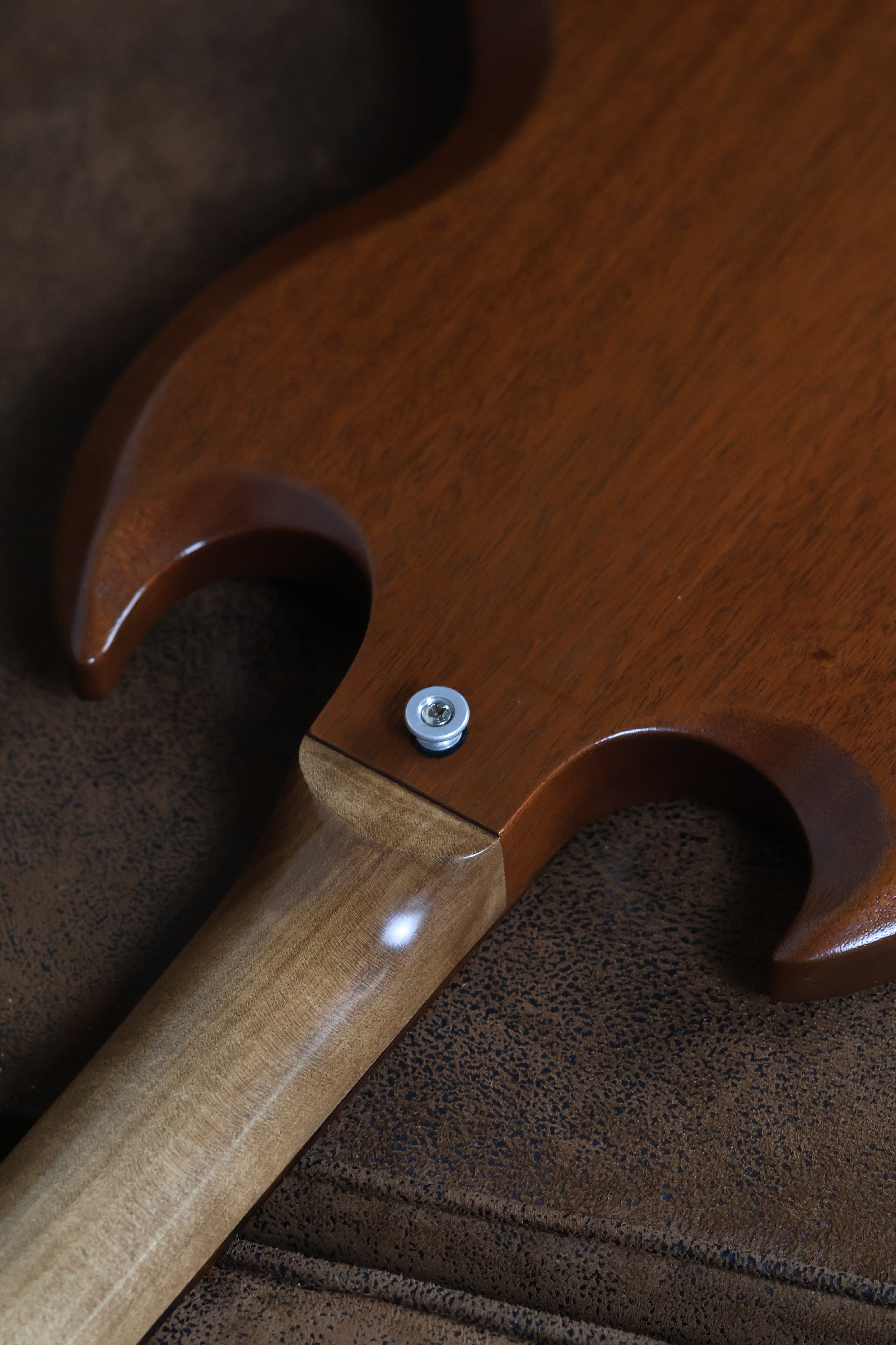 Gibson SG Tribute 2022 | Walnut