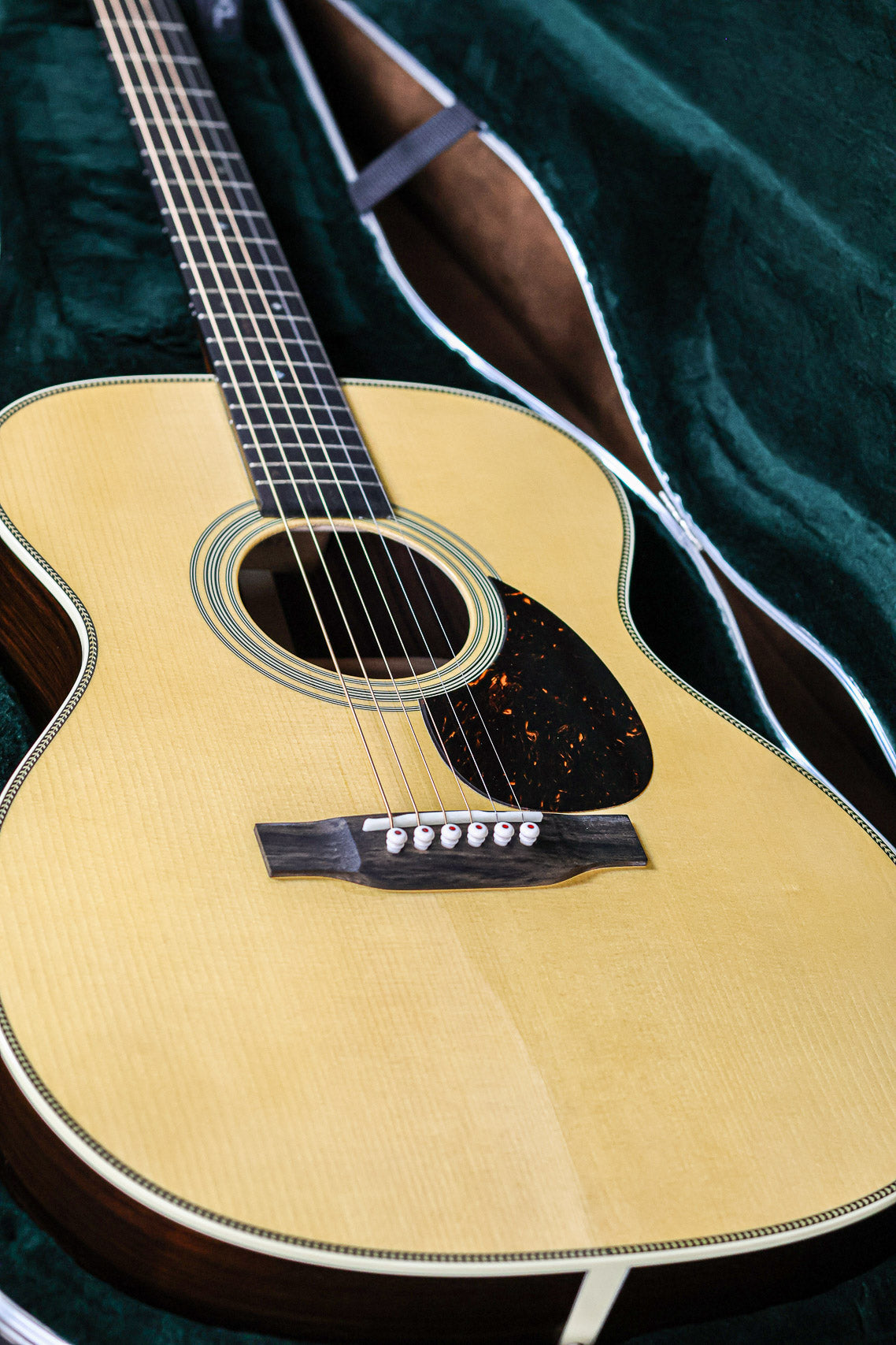 Martin OM-28 Modern Standard | Sitka Spruce