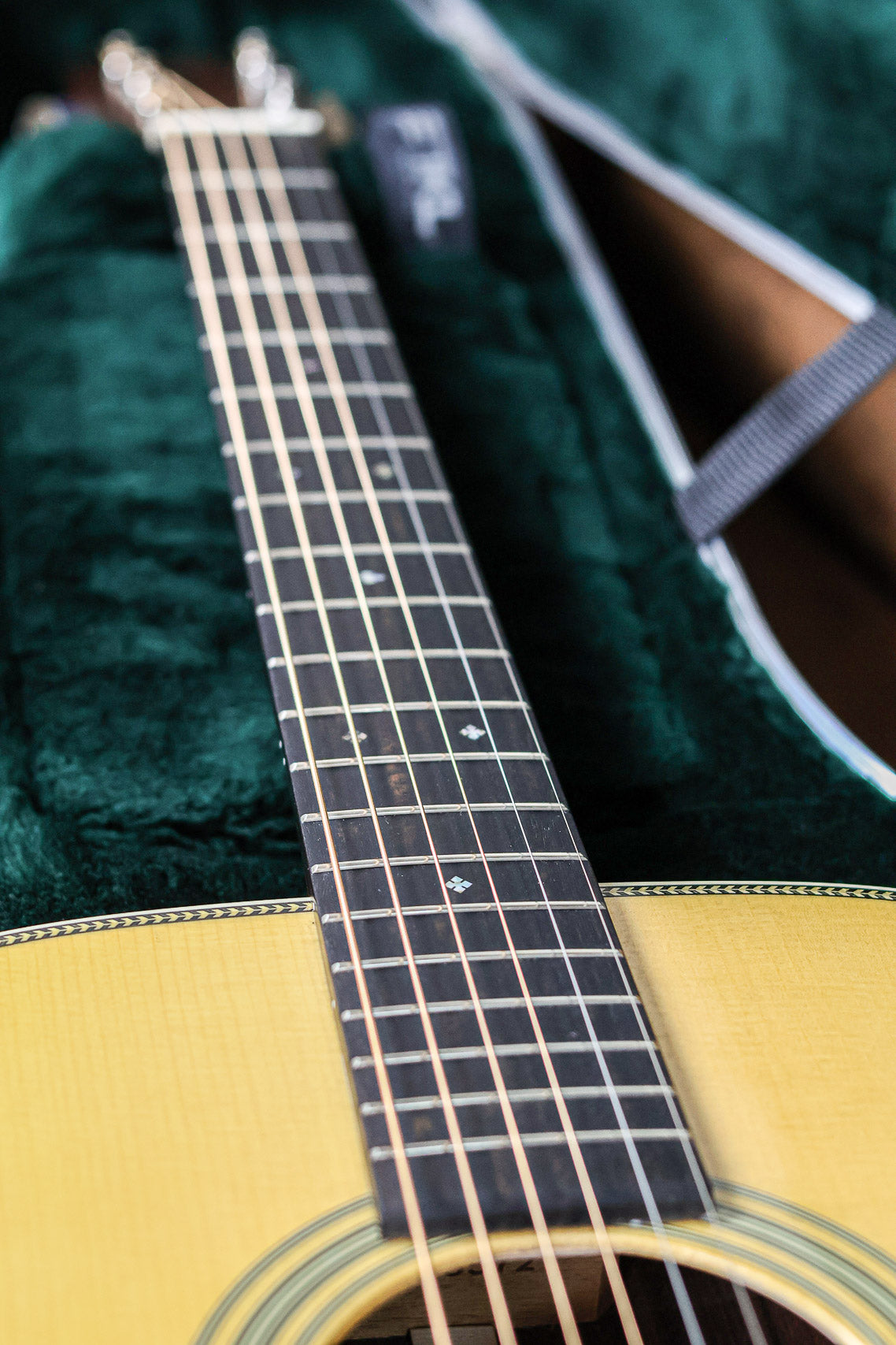 Martin OM-28 Modern Standard | Sitka Spruce