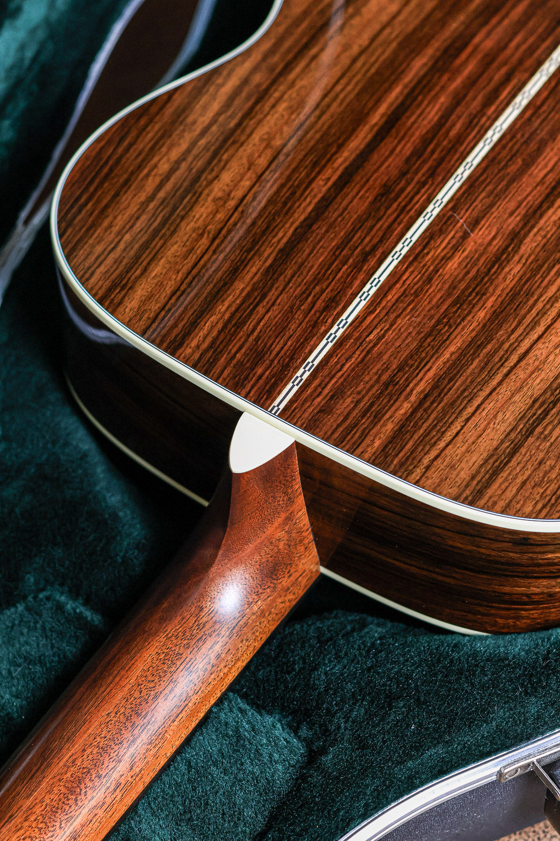 Martin OM-28 Modern Standard | Sitka Spruce