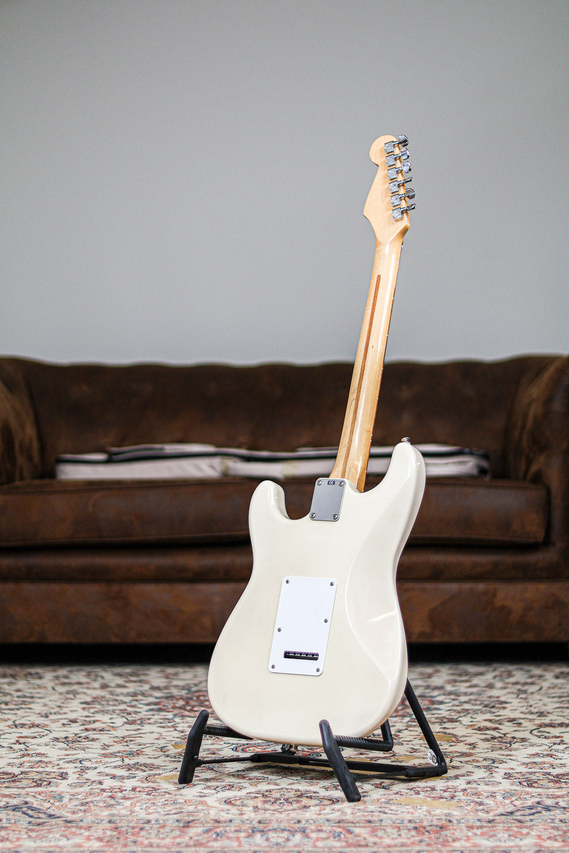 Fender Standard Stratocaster 1998 RW | Olympic White