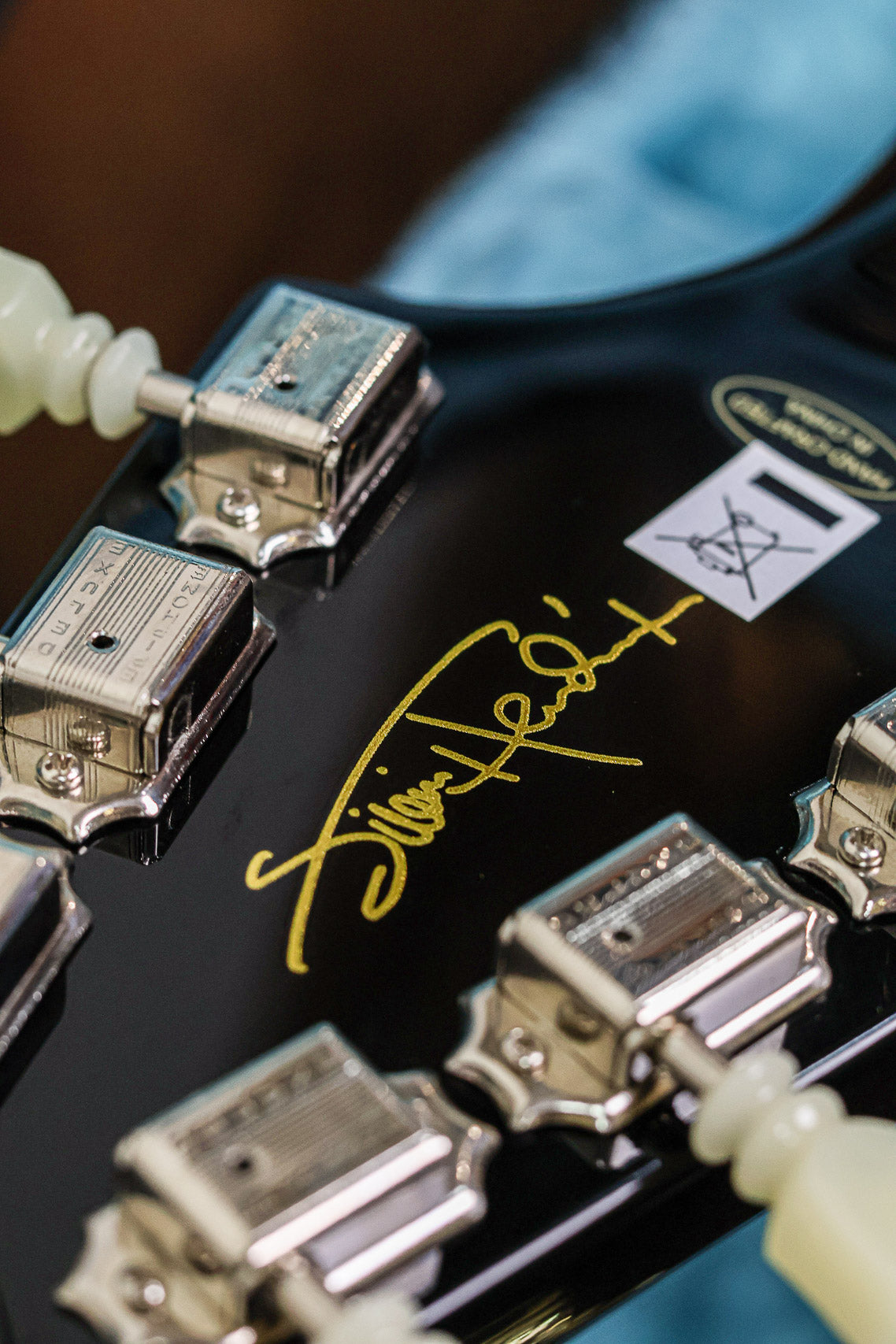 Epiphone Jimi Hendrix "Love Drops" Flying V | Ebony